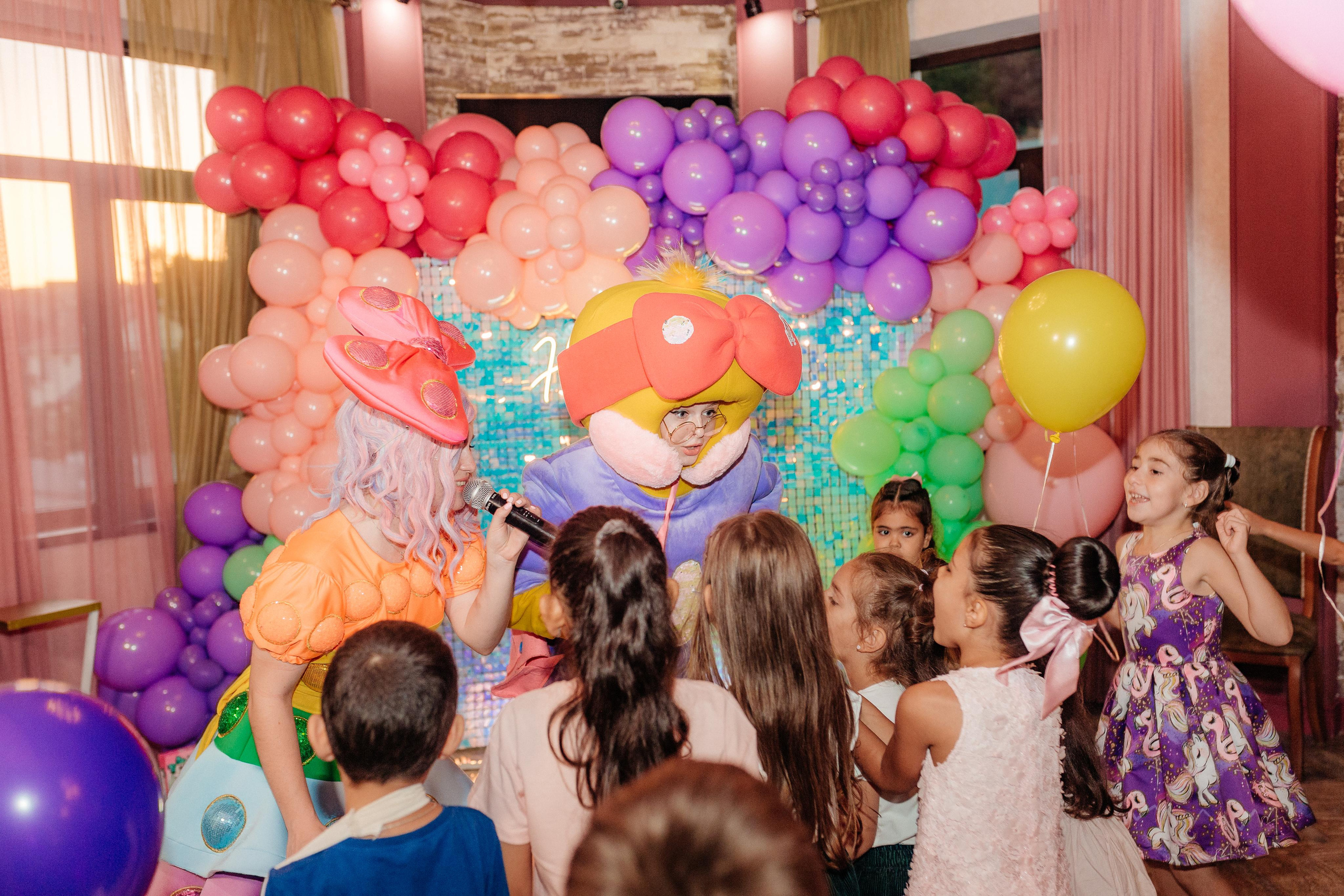 День рождения Софии и Элины