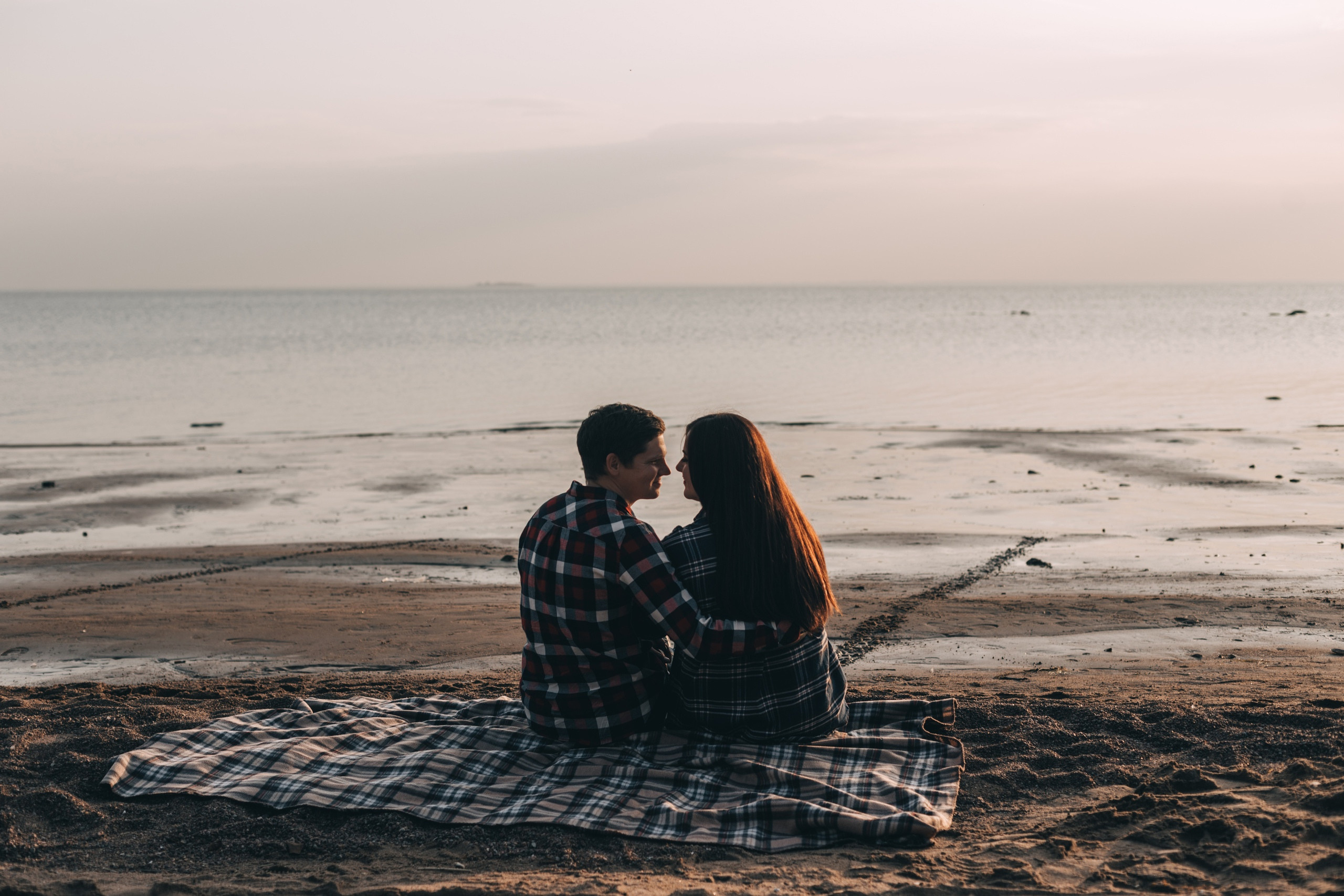 Лавстори. Юля Шаровьёва семейный и свадебный фотограф в Санкт-Петербурге