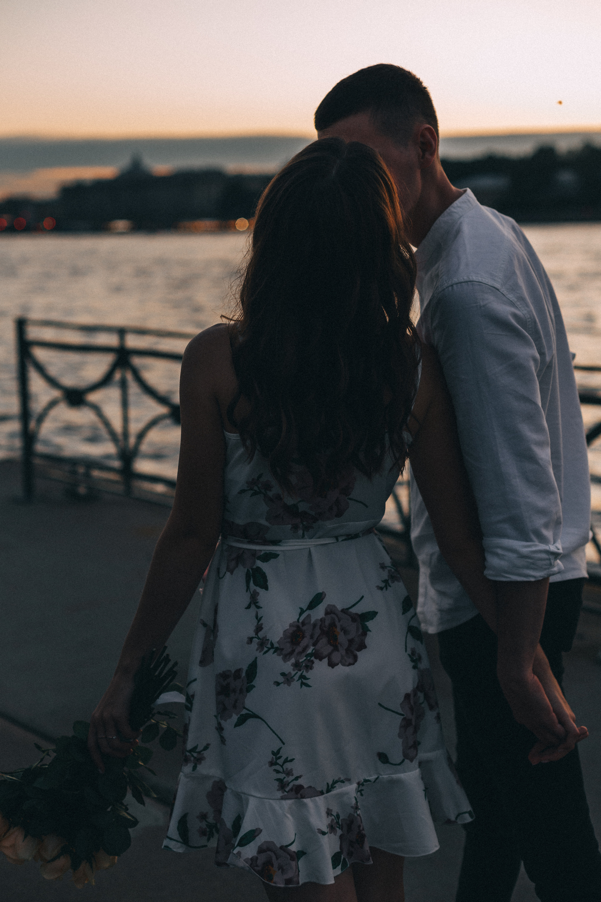 Лавстори. Юля Шаровьёва семейный и свадебный фотограф в Санкт-Петербурге