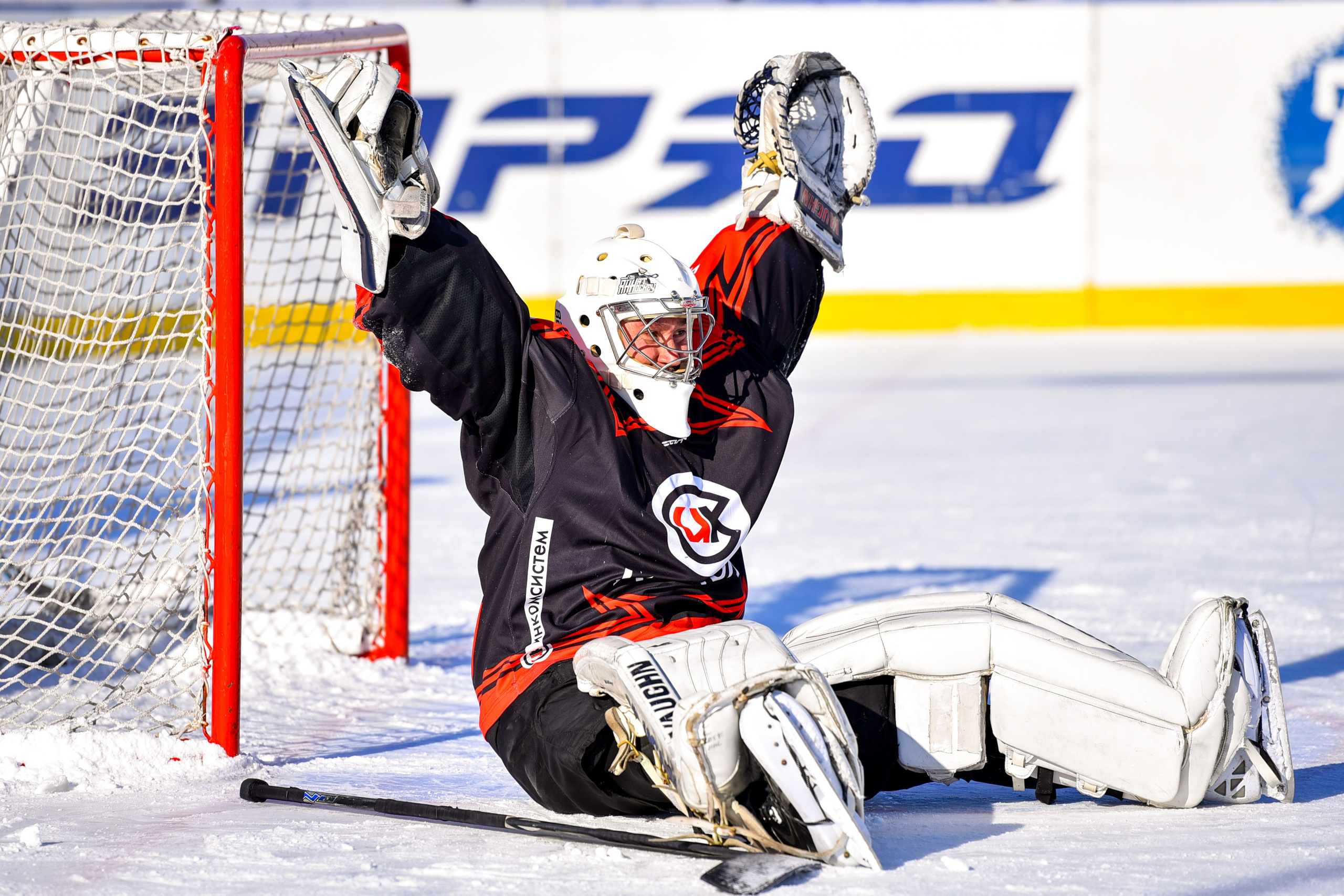 Хоккей. Спортивный и репортажный фотограф в Казани Вячеслав Сатонин
