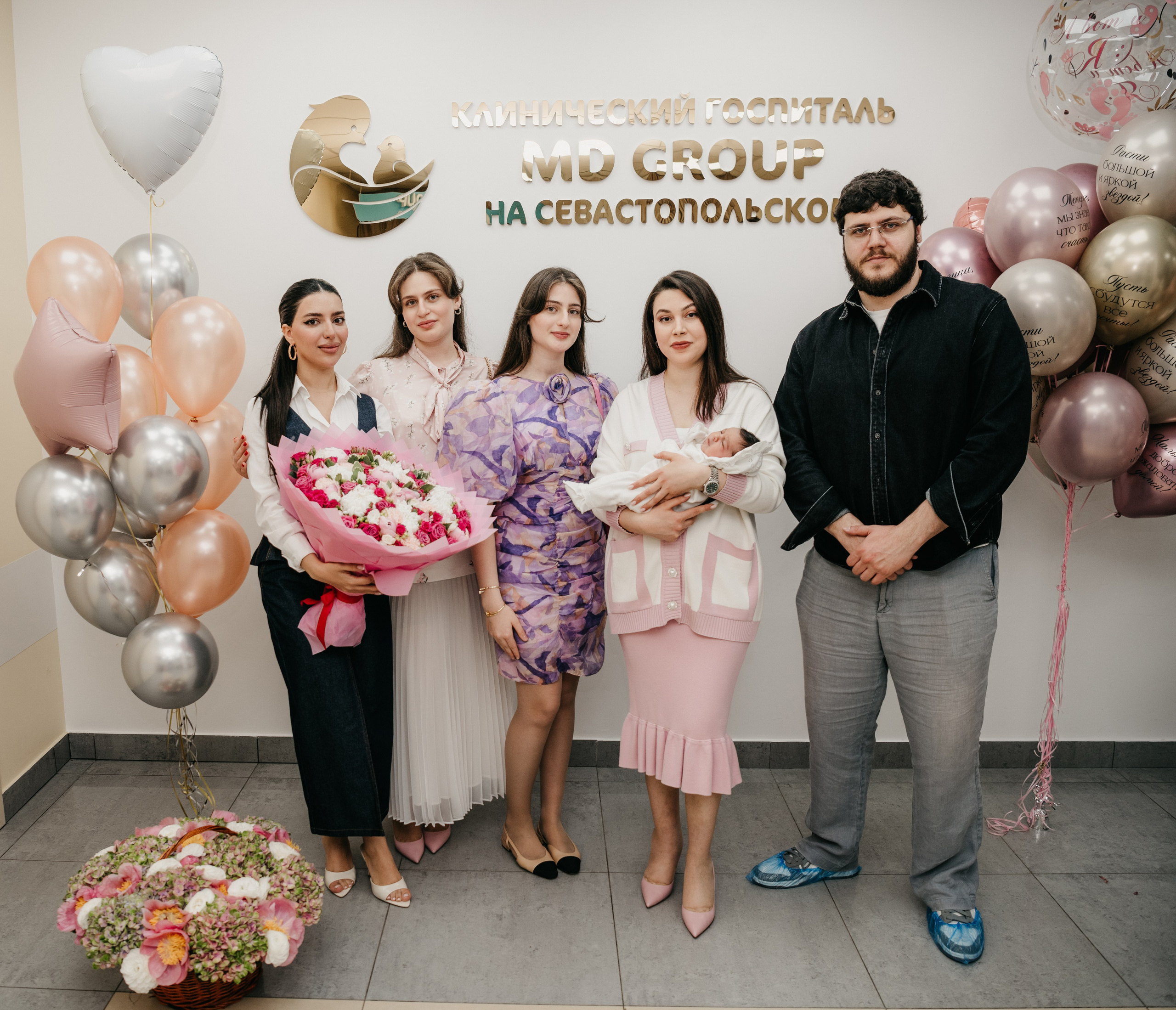 Выписка Адель. Фотограф на выписку из роддома в Москве и МО