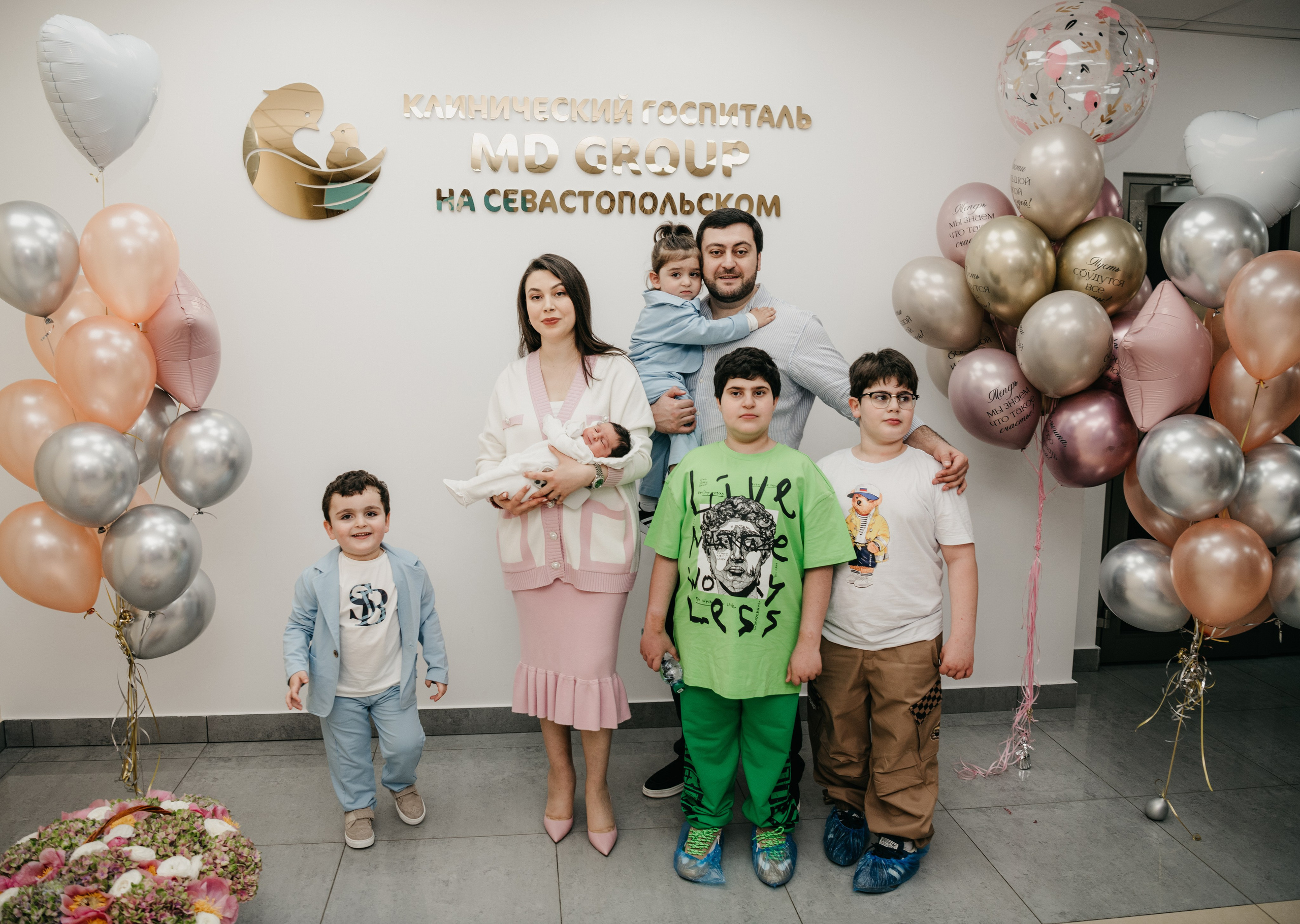 Выписка Адель. Фотограф на выписку из роддома в Москве и МО