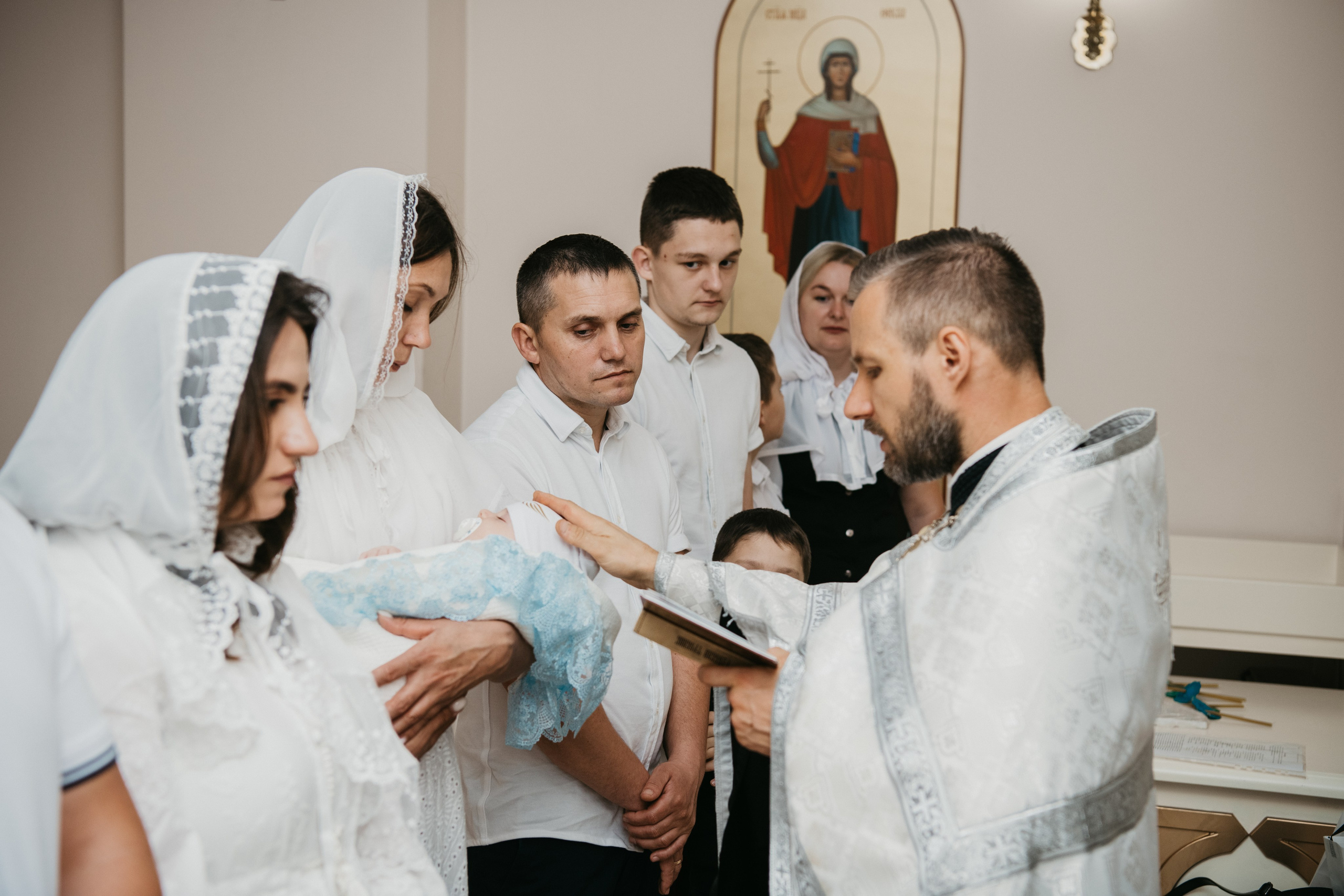 Крещение Евгения. Фотограф на выписку из роддома в Москве и МО
