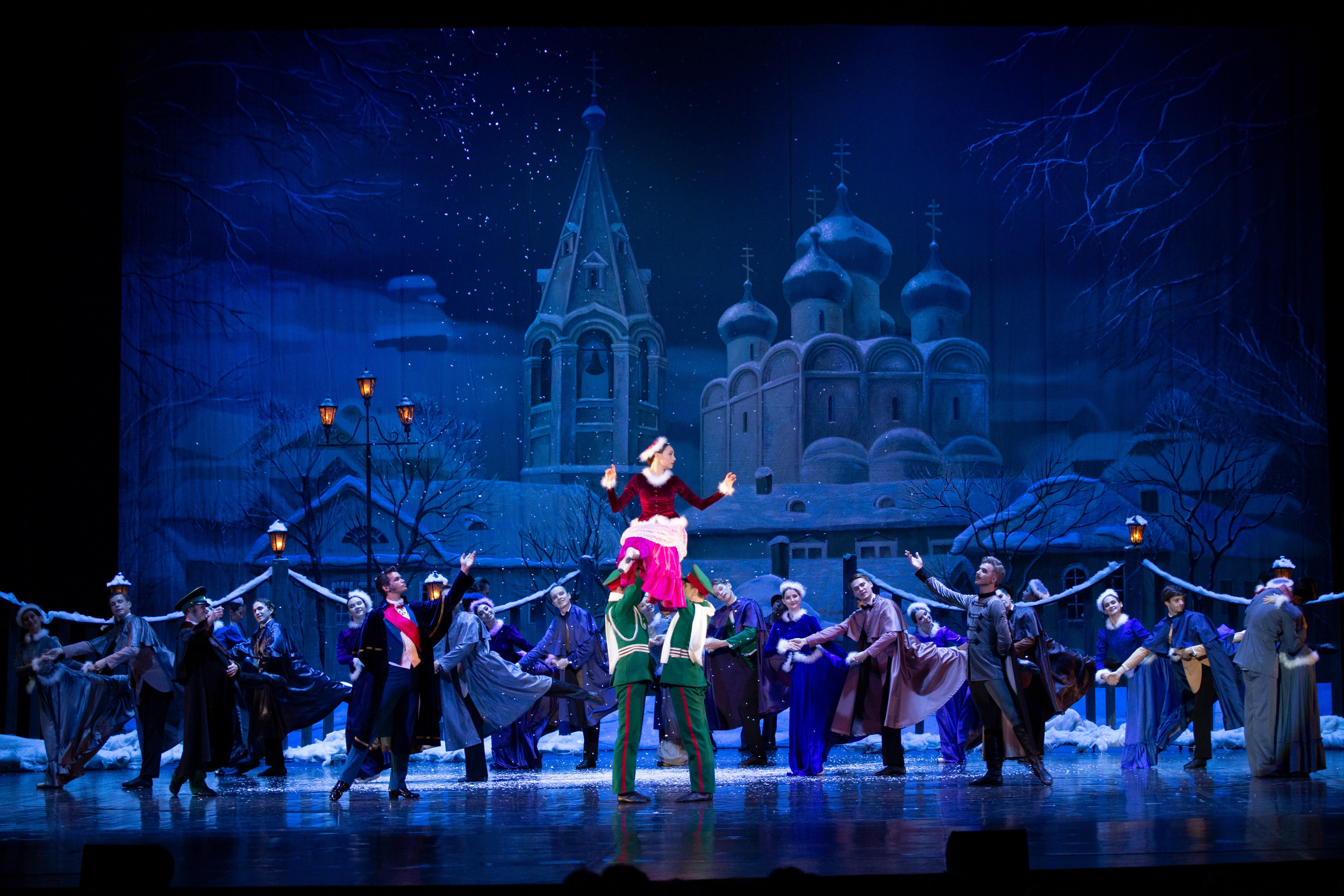 Анюта — спектакль — премьера на сцене Зимнего театра Марийского театра оперы и балета. Фотограф в Сочи Юрий Шептаев