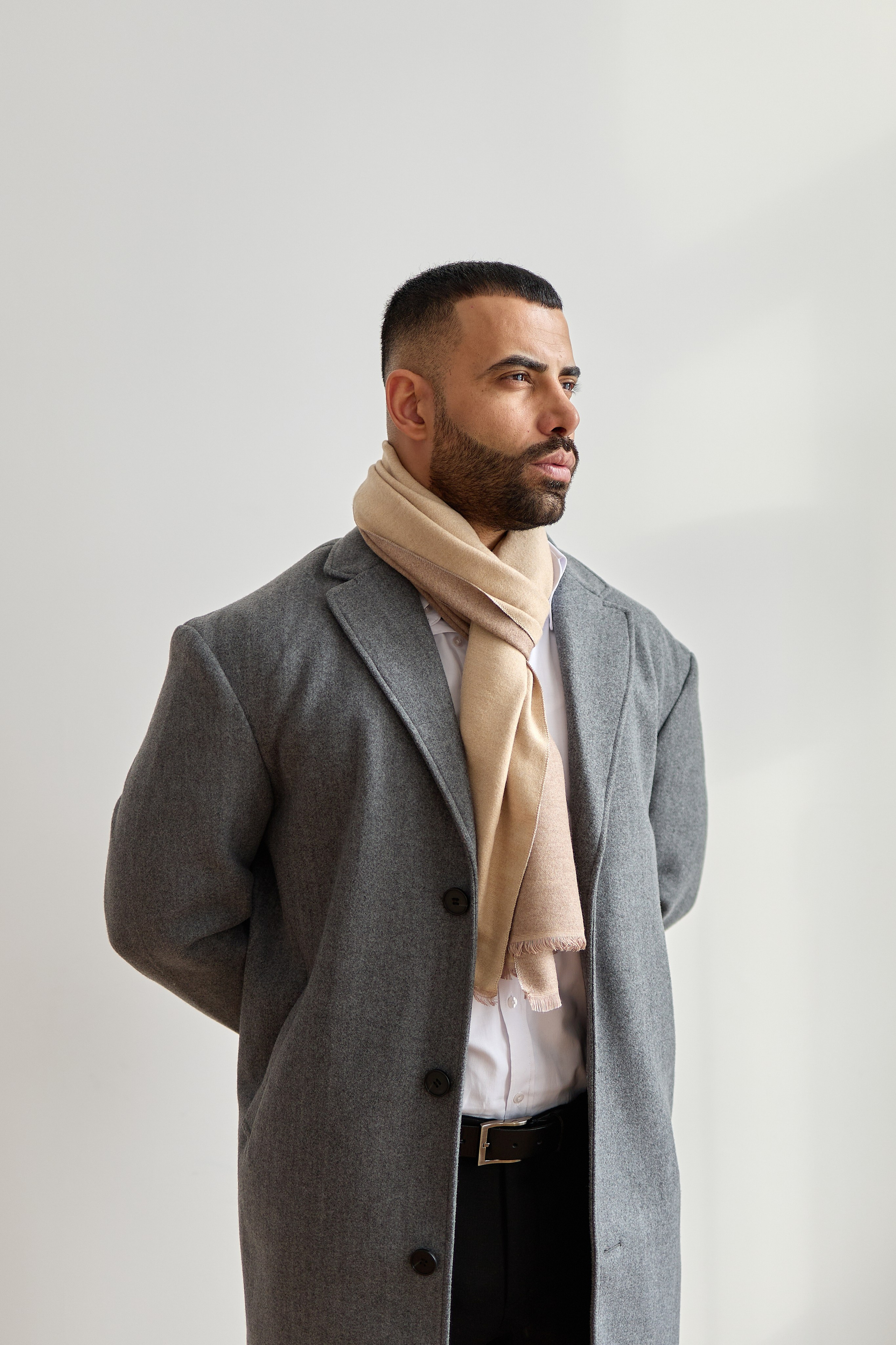 Фотосессия мужских шарфов. Фотограф Руслан Потапов в Краснодаре