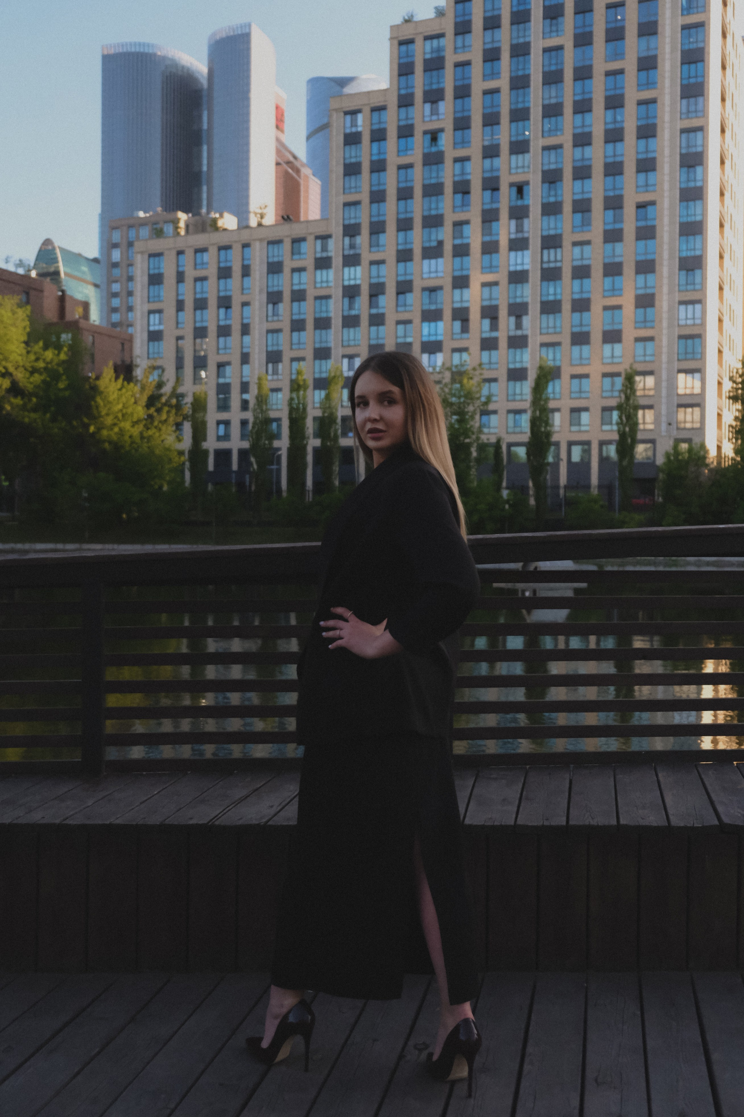 На фоне Сити. Фотограф и контентмейкер Света Лето | Москва, МО