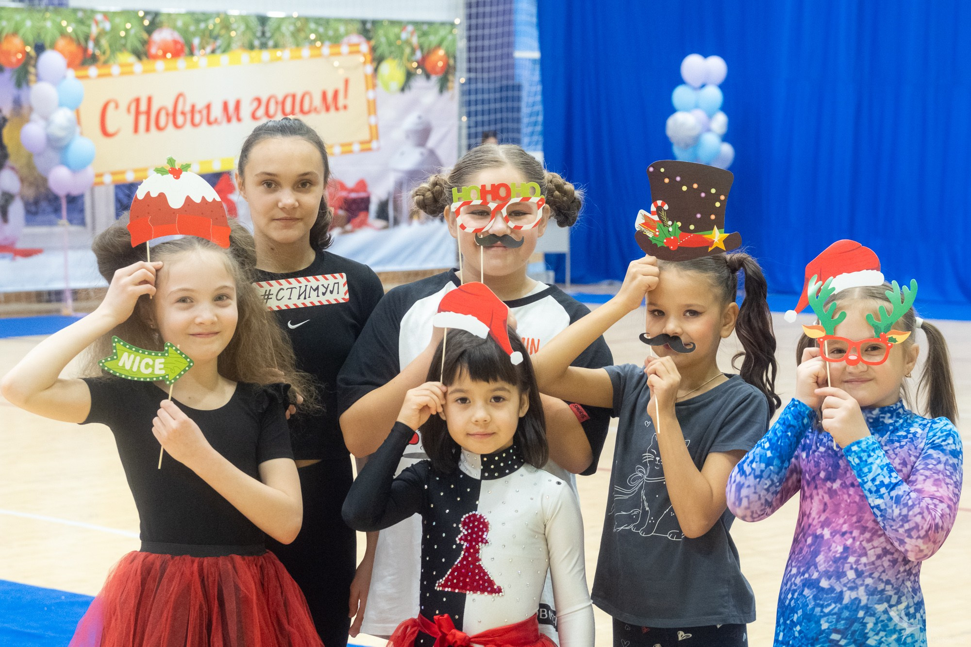 Новогодний фестиваль отделения спортивной школы Триумф и клуба Стимул. Репортажный фотограф в Казани Павел Серпокрылов