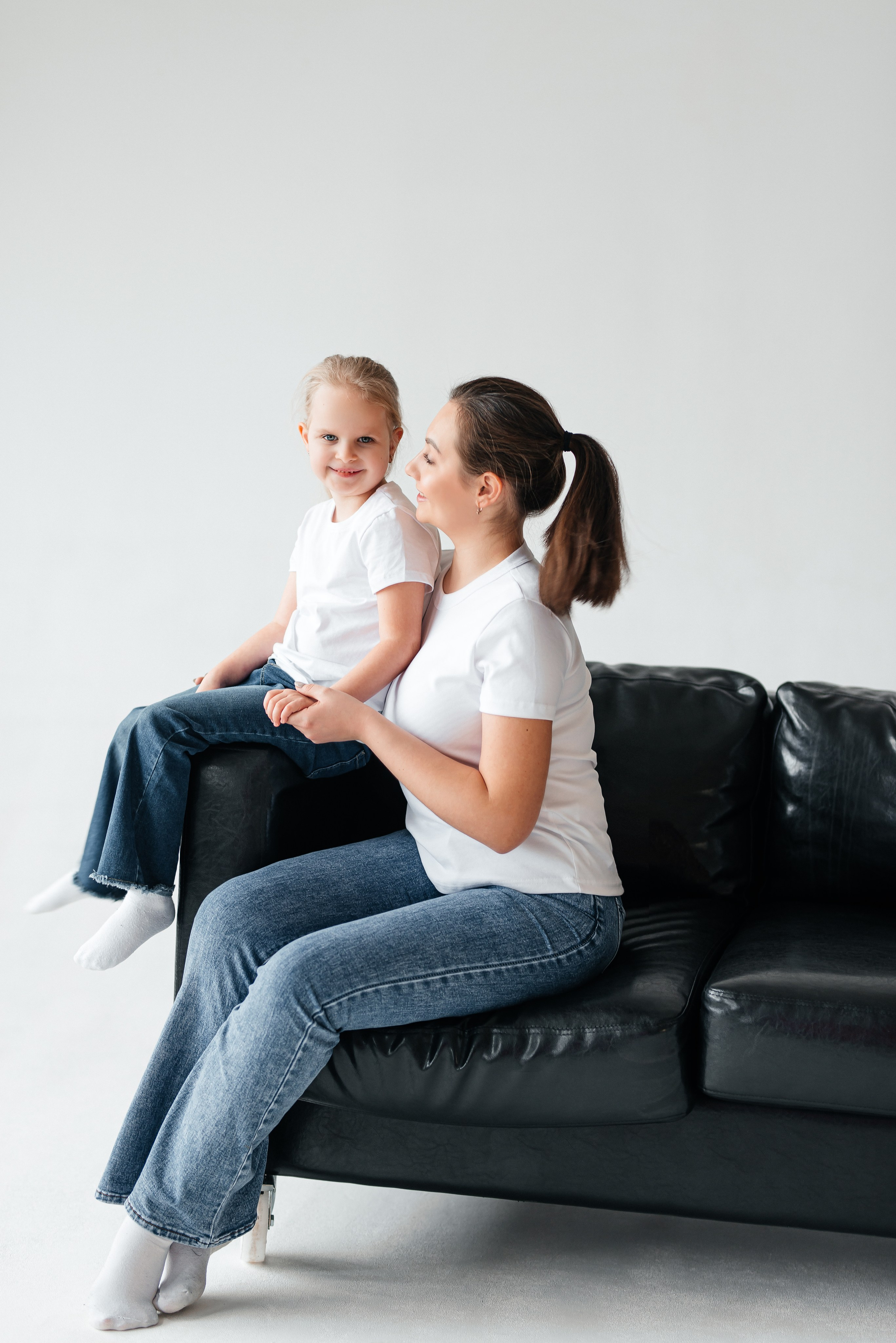 Даша и Арина. Фотограф Таинств Крещения и Венчания в г. Курске