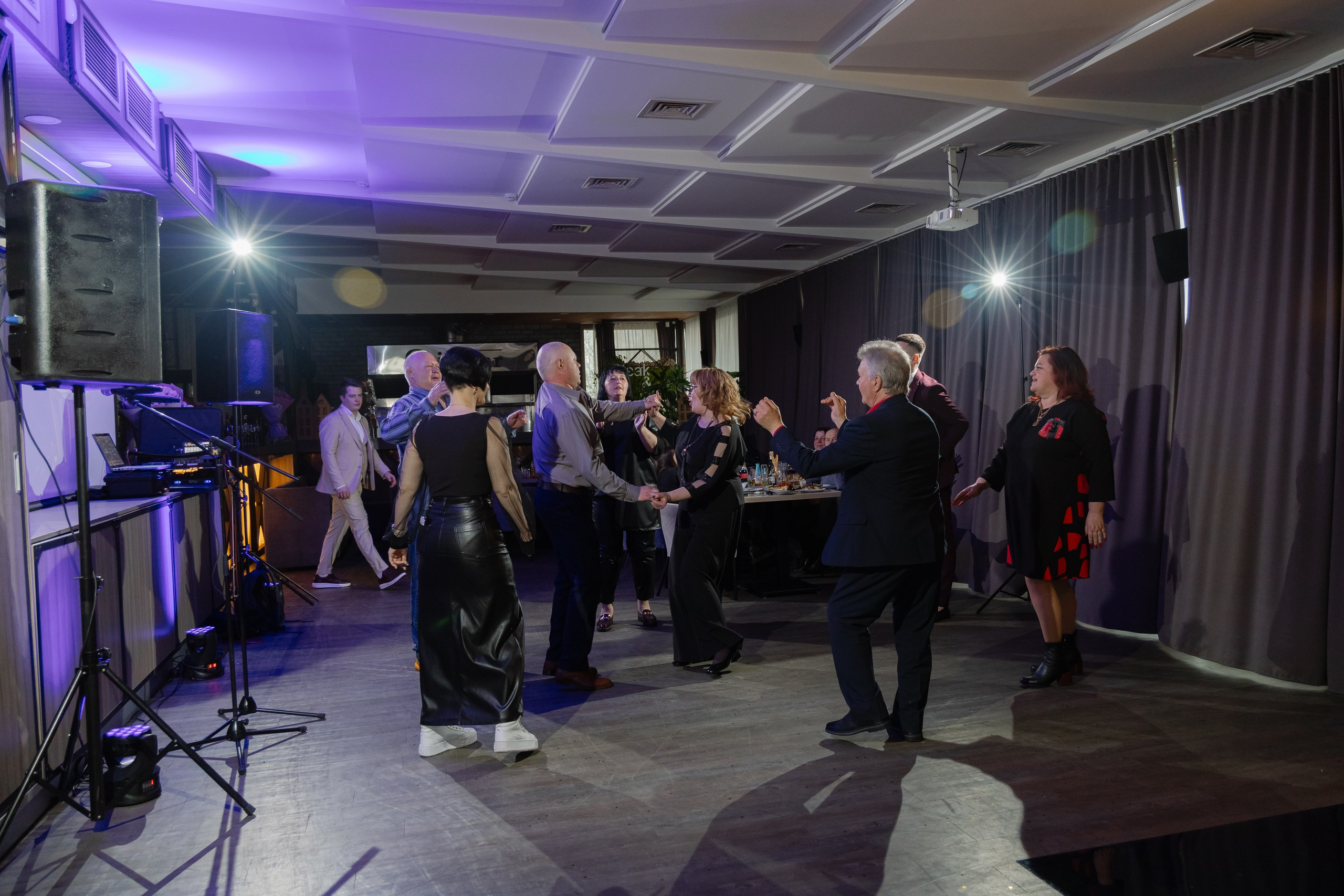 Фотосъемка юбилея в кафе BALDENINI в Минске. Свадебный фотограф в Минске/Беларуси Сергей Спиридонов