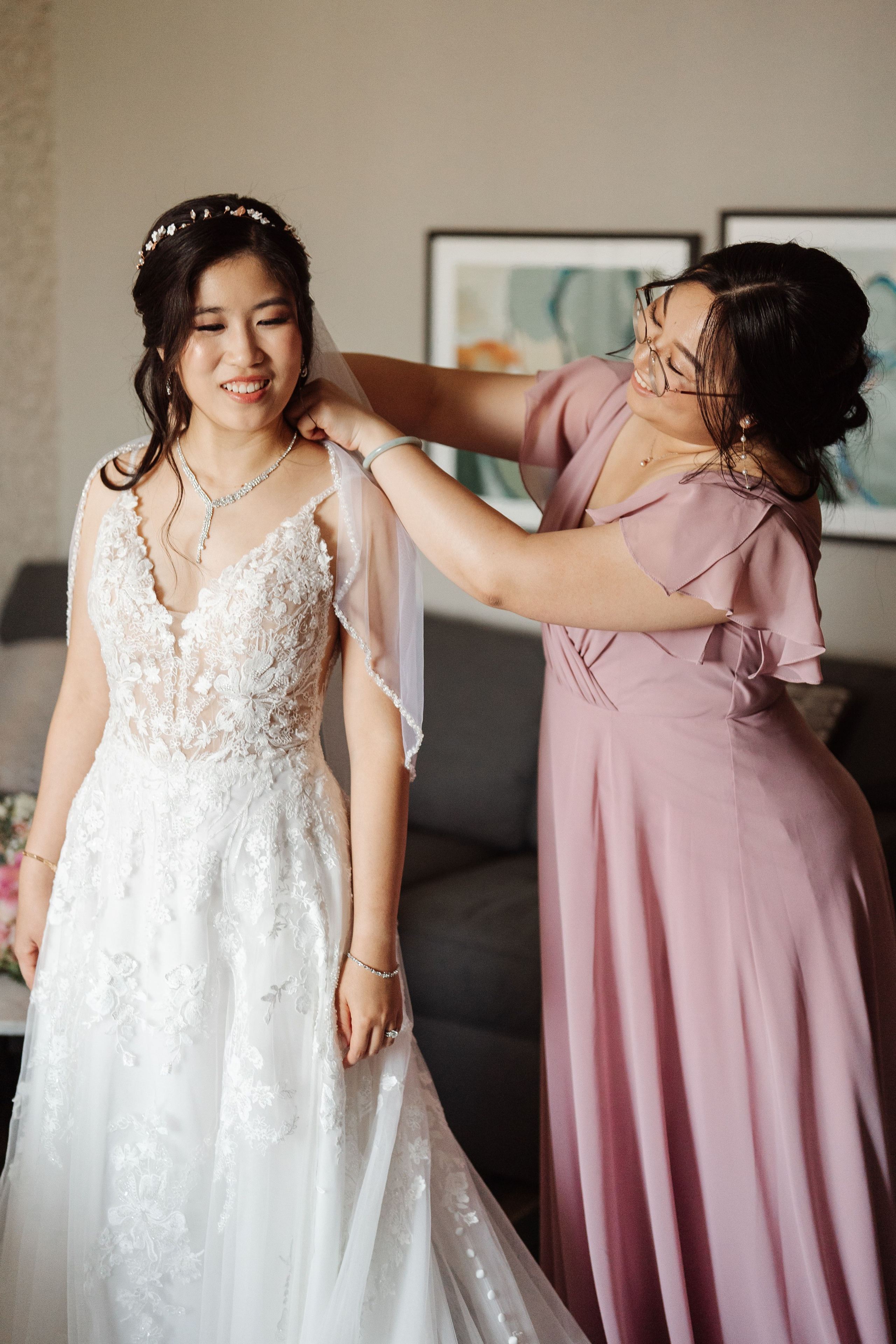 2025-08-16_AndreaChristopher. Ретушер Зенькевич Света