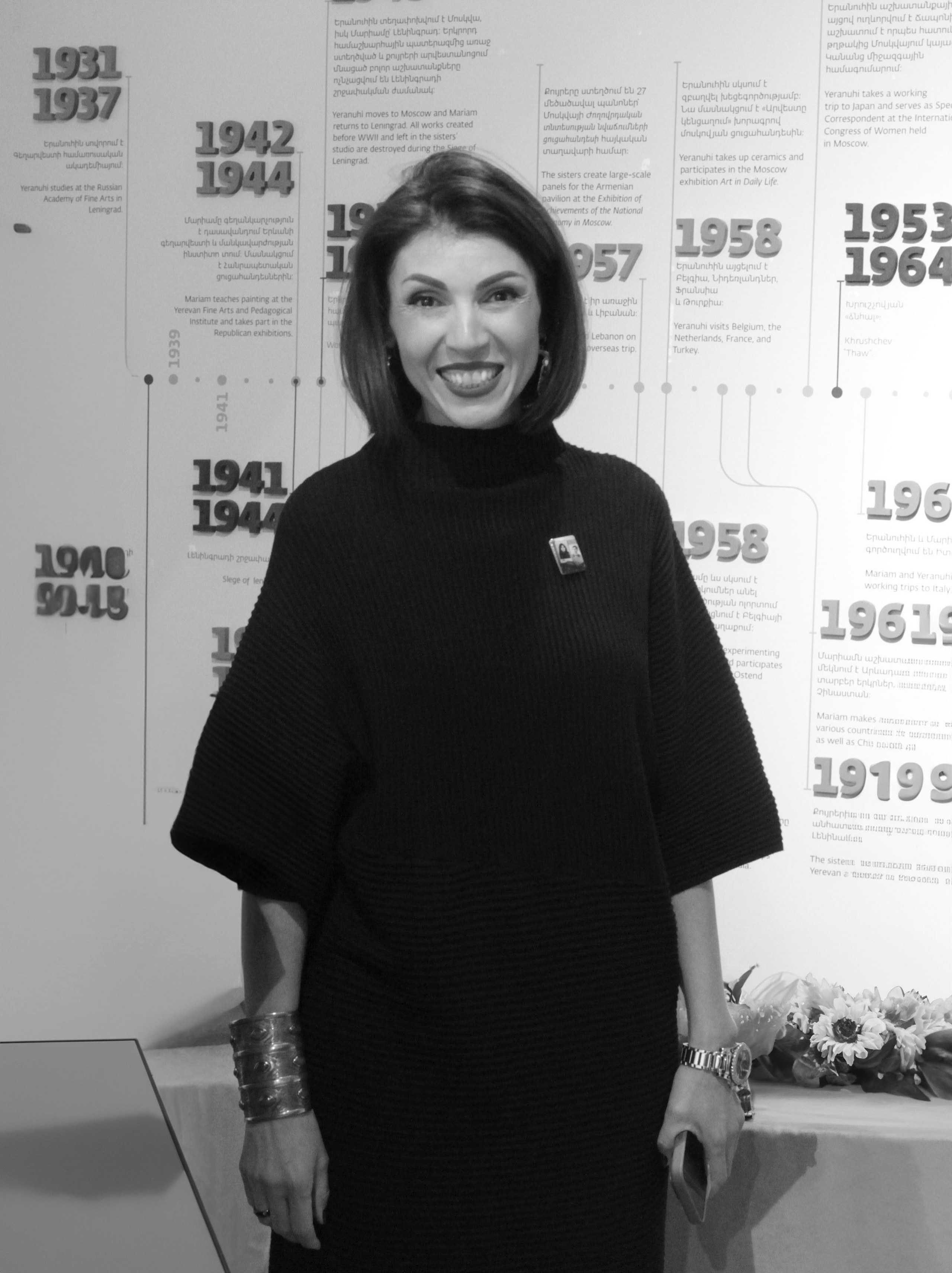 Выставка в г. Гюмри, Армения. Фоторепортаж  Д. Несмелова. Арт-фотограф Ксения Якутович