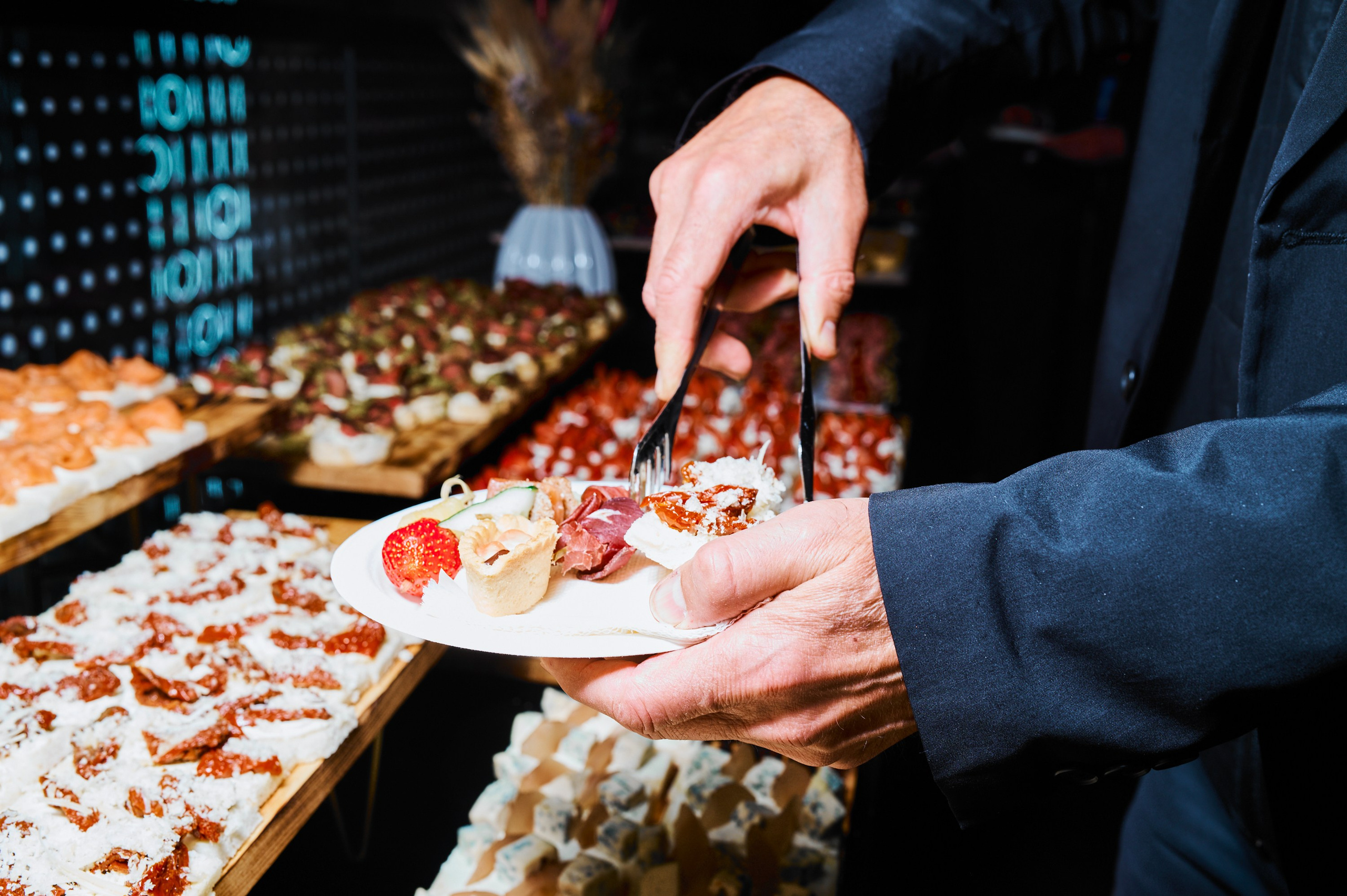 GOlUBEV CATERING. Коммерческий фотограф в Казани Ксения Добролюбова