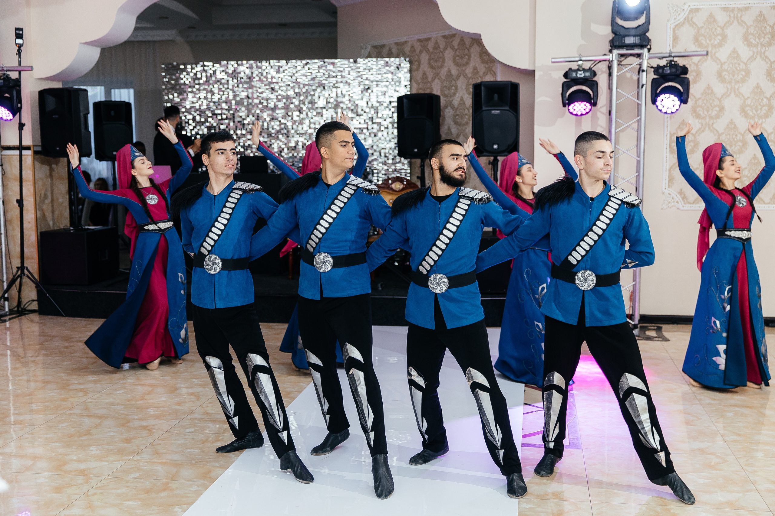 Сетрак и Марианна. Фотограф в Красноярске Надежда Воскресенская