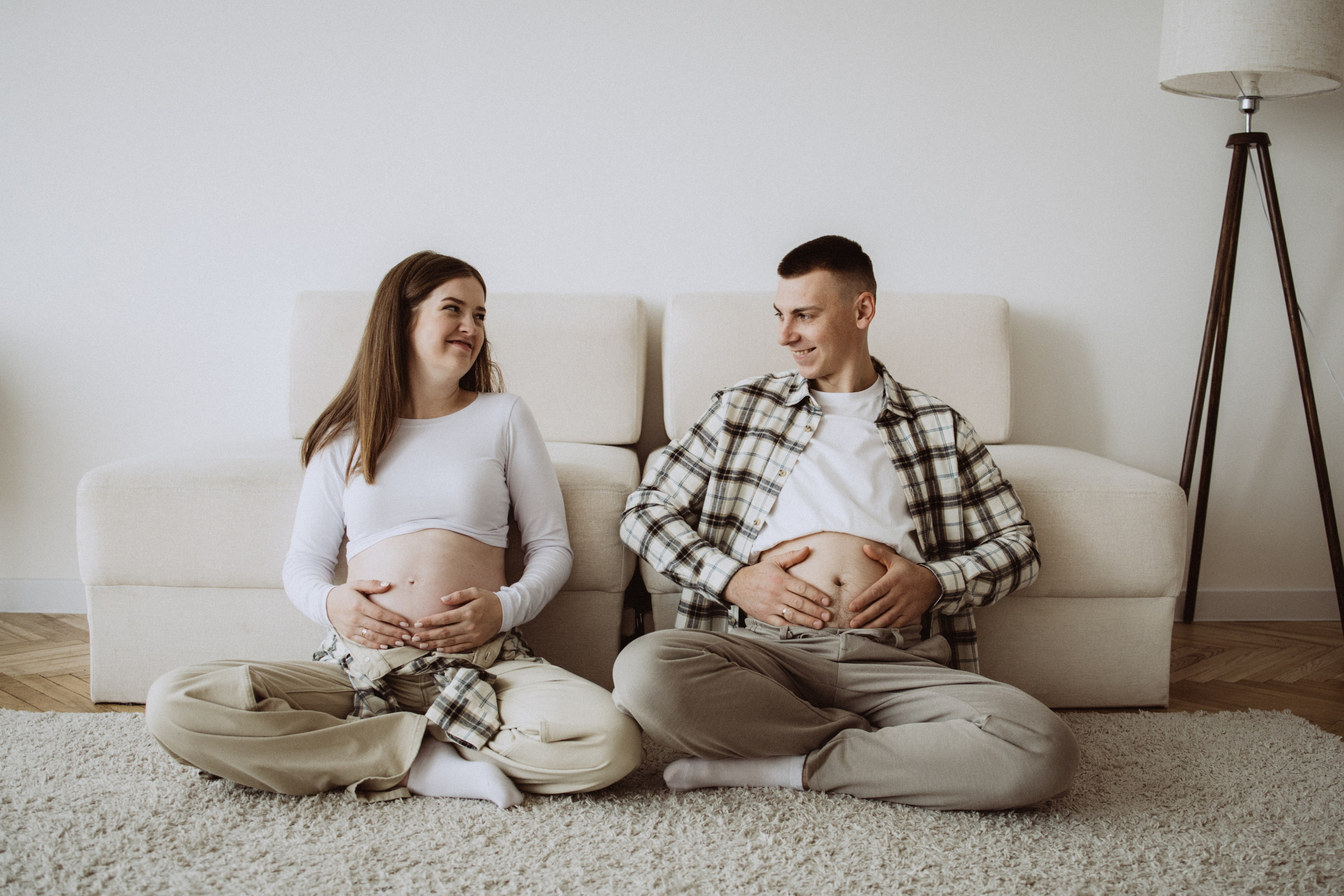 Фотосессия беременности в студии. Семейный фотограф в Минске — Алина Тиханович