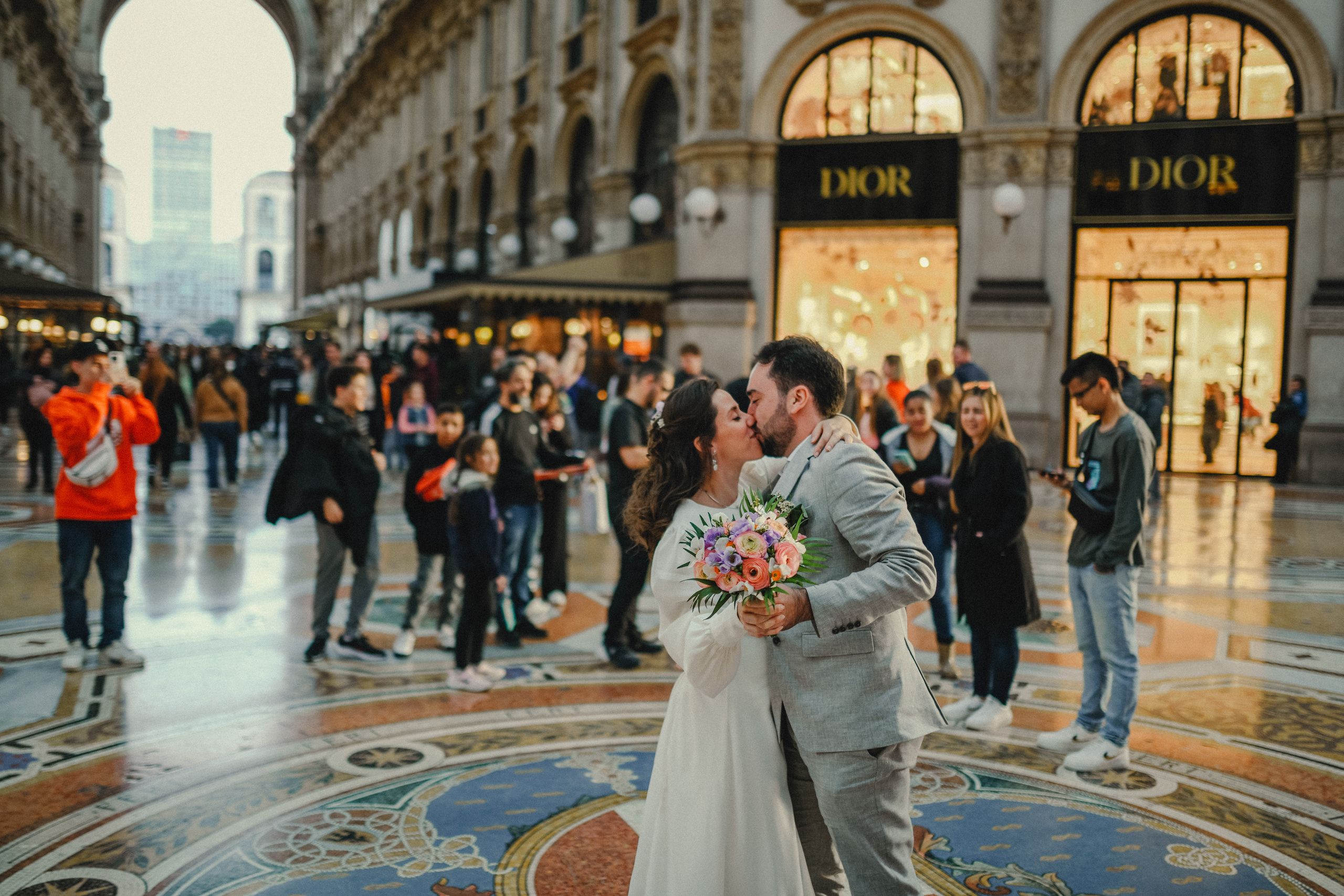 Love in Milan 💘. Photographer Vasilisa Gordeeva
