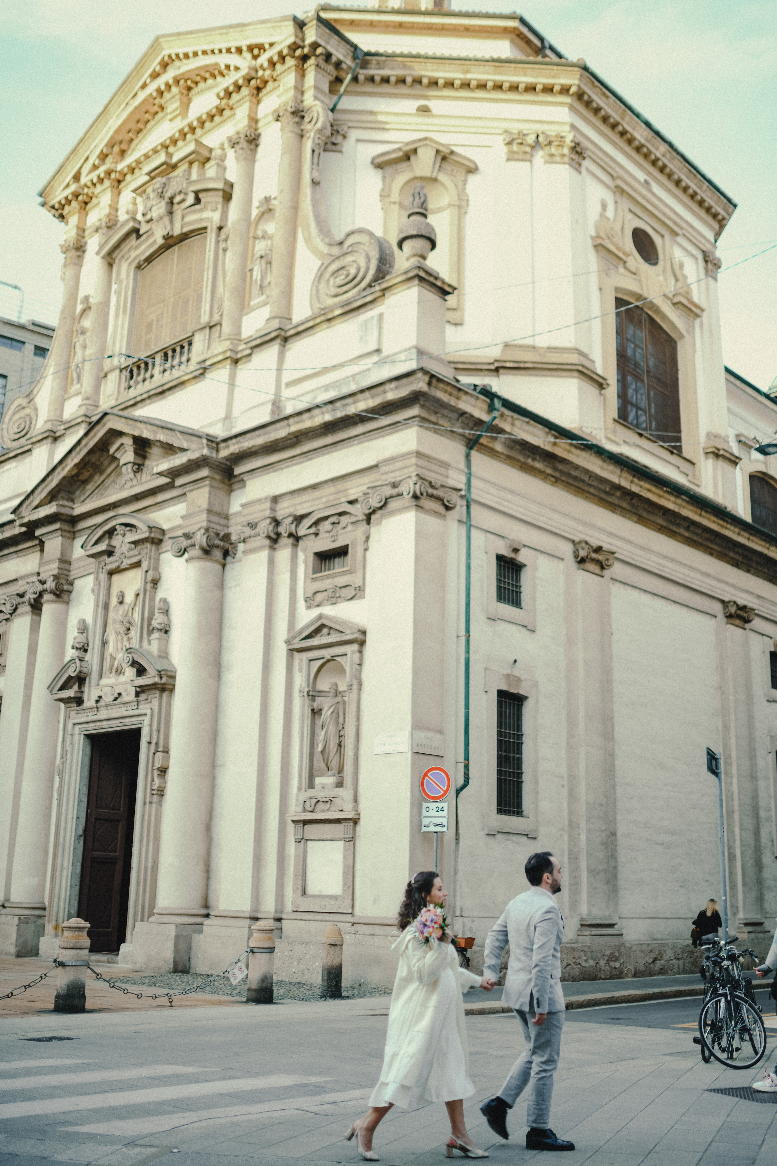 Love in Milan 💘. Photographer Vasilisa Gordeeva