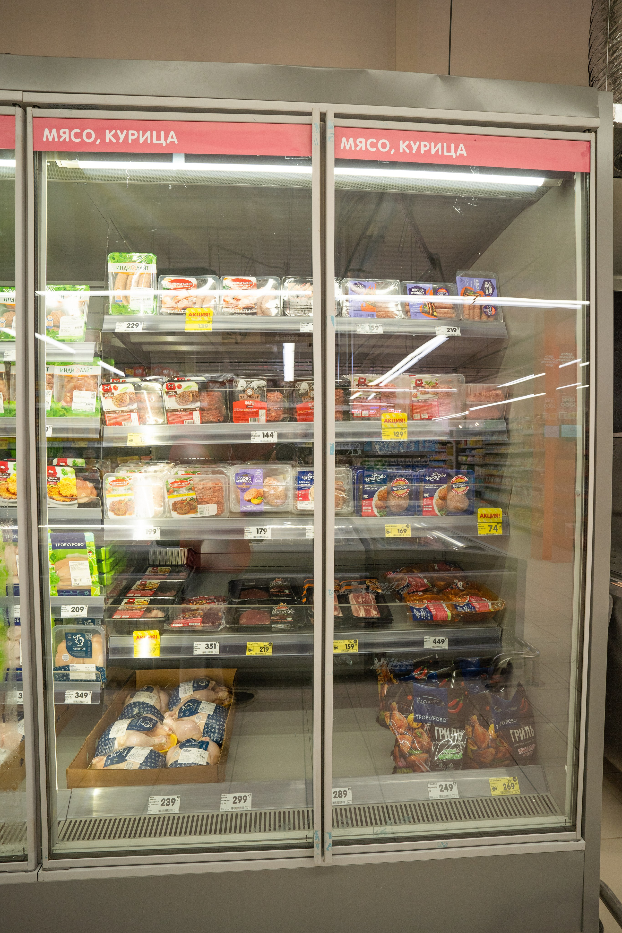 Открытие магазина «Верный». Концертный и репортажный фотограф в Санкт-Петербурге Слава Пахомов