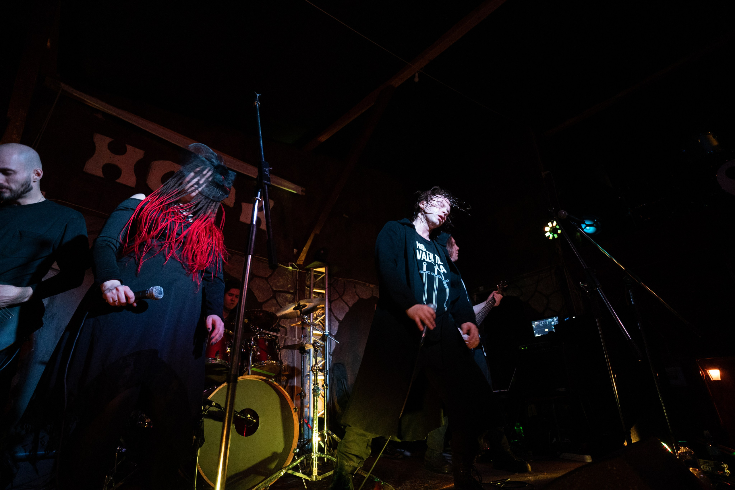 Ночь На Земле|Нора, Псков. Концертный и репортажный фотограф в Санкт-Петербурге Слава Пахомов