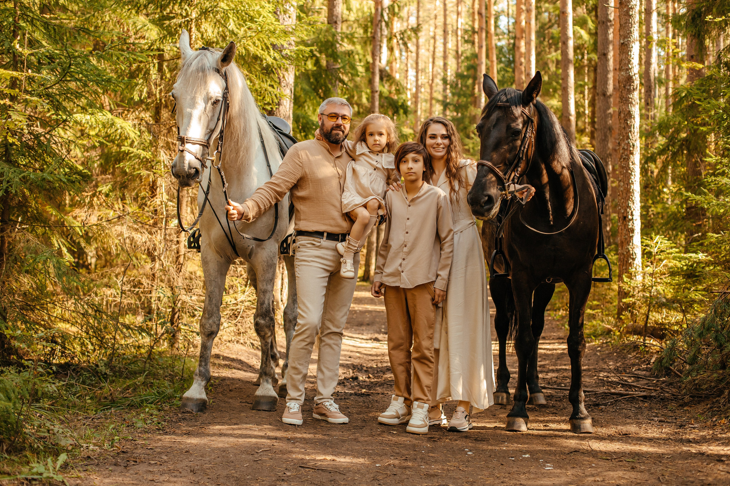 Надя семья в Токсово. Elena Sova — семейный и женский фотограф в Санкт-Петербурге