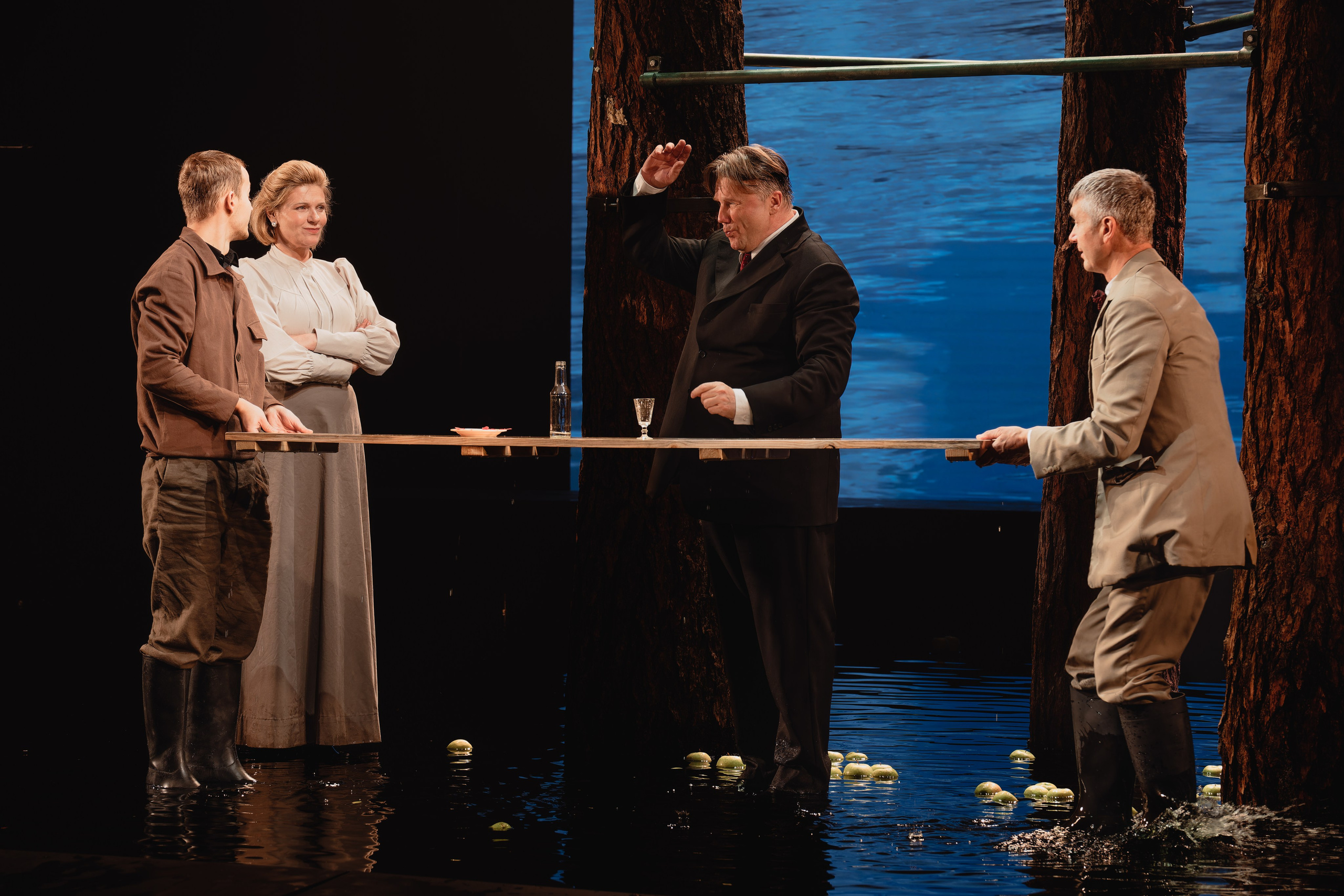 Театр Маяковского: Лес. Сайт фотографа Сергея Абрамова