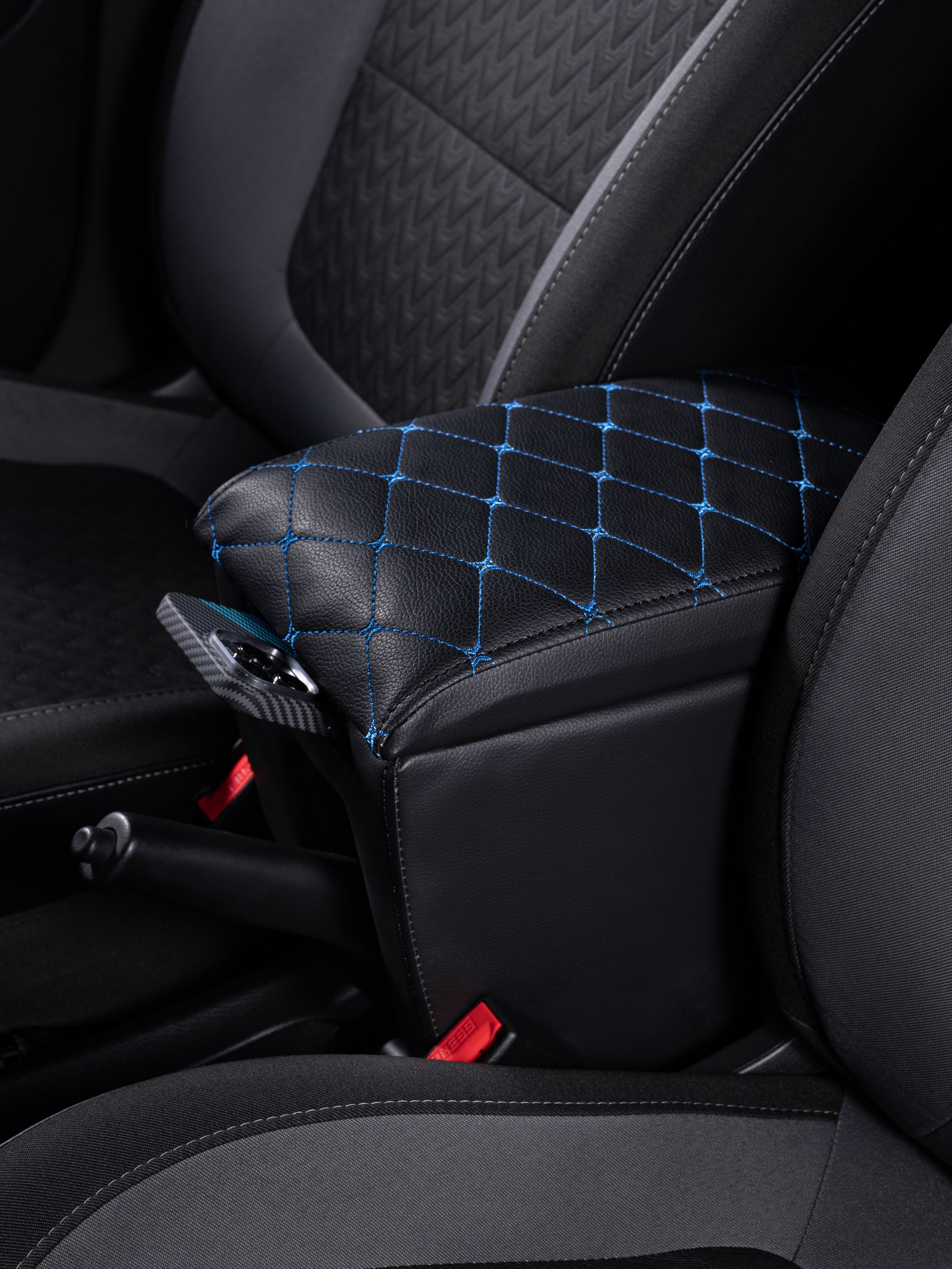 Автоподлокотники 2. Предметный фотограф, фото для маркетплейсов Пятигорск, КМВ