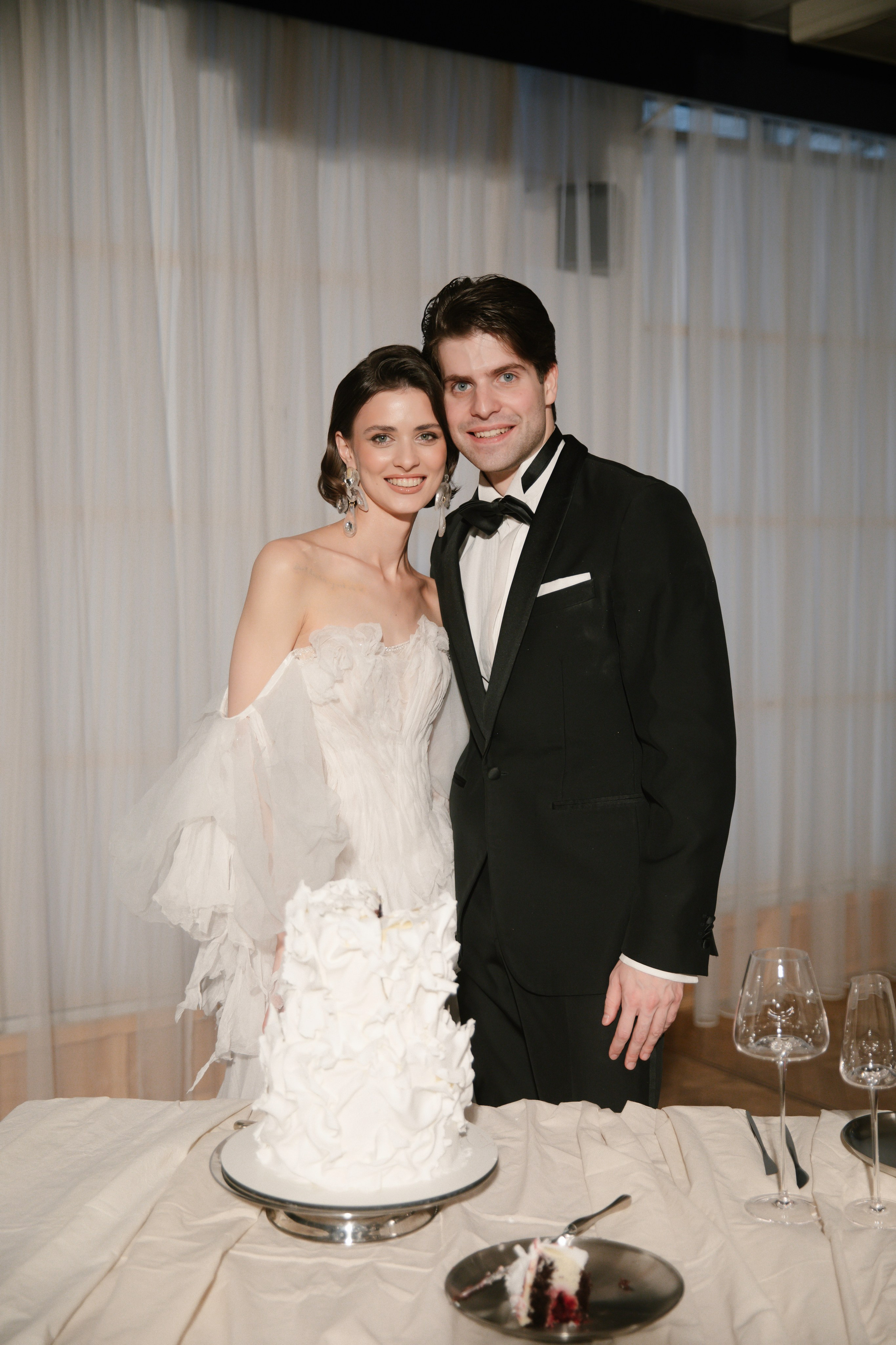 Фотосессия на банкетной площадке. Свадебный и семейный фотограф Анастасия Романова в Москве и Московской области