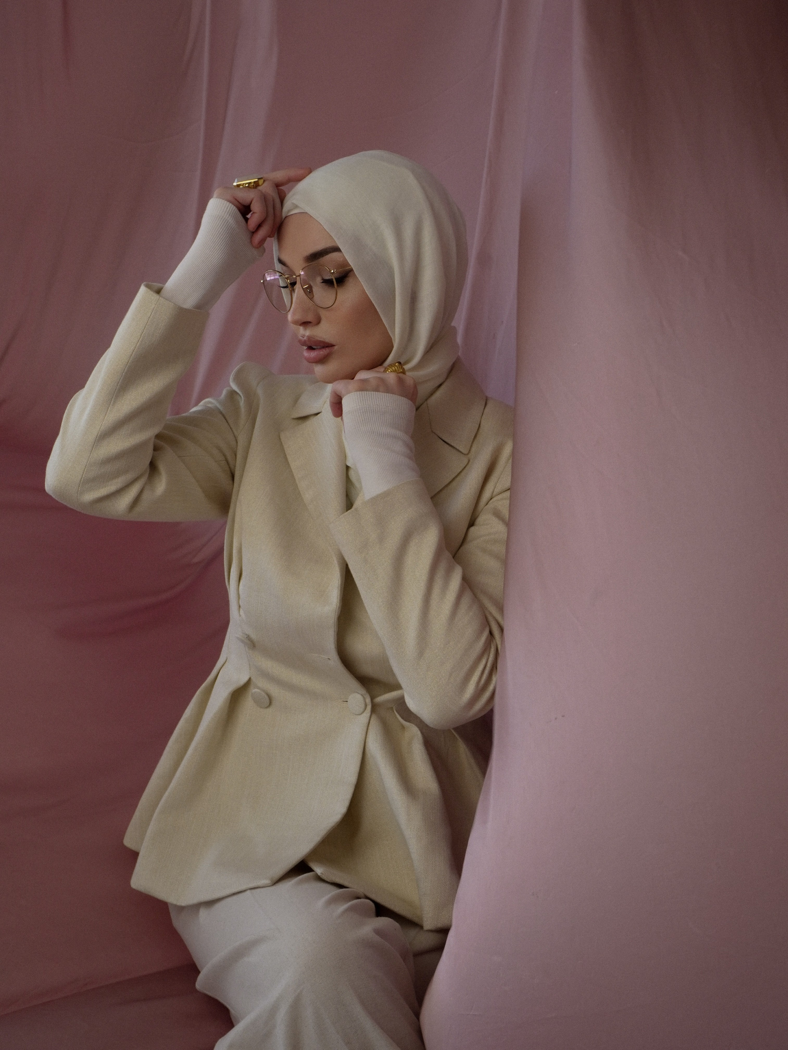 Студийная съемка. Контент фотограф в Ростове-на-Дону Яна Каушан