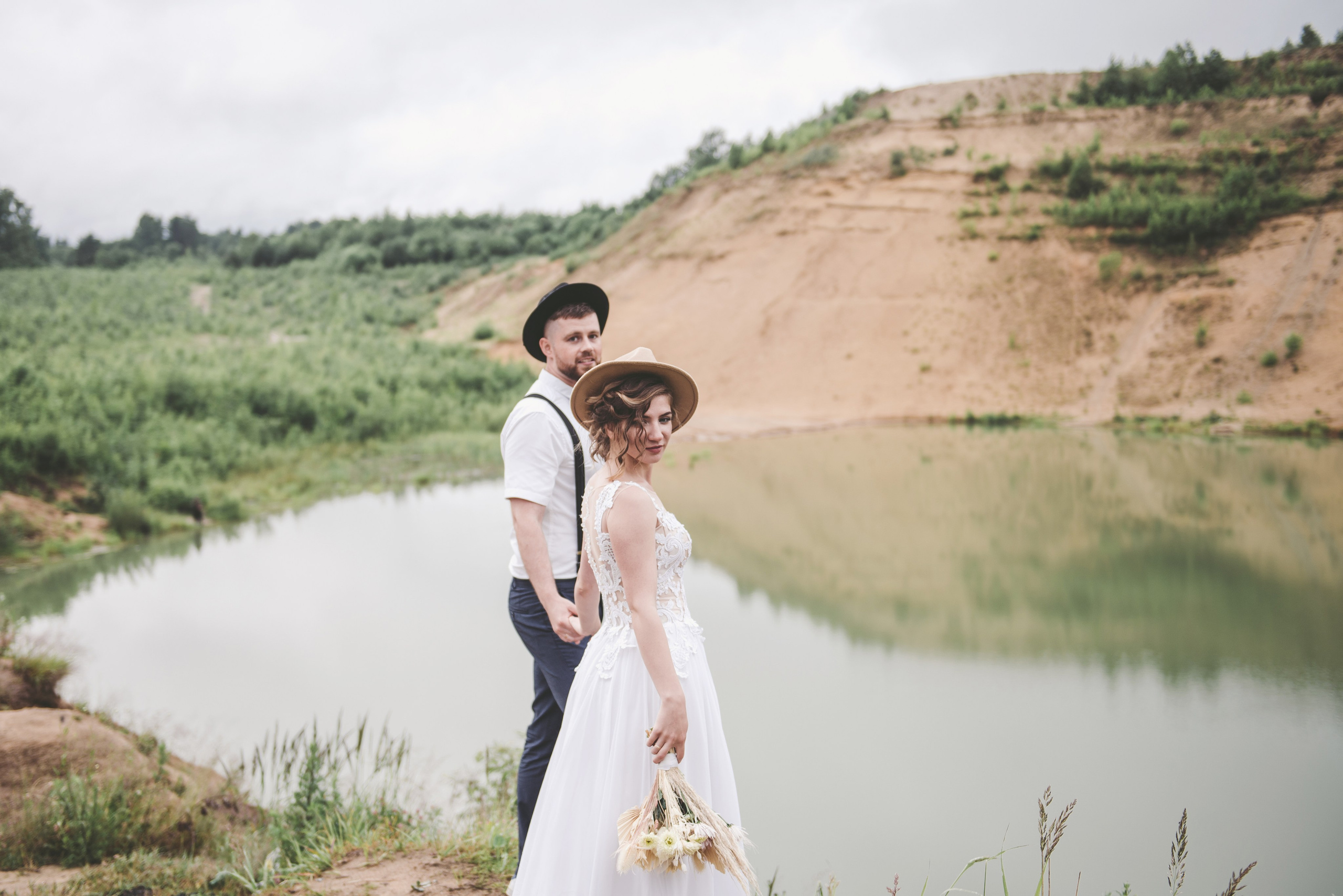 Выездная регистрация на песчаном карьере. Свадебный и семейный фотограф София Невская