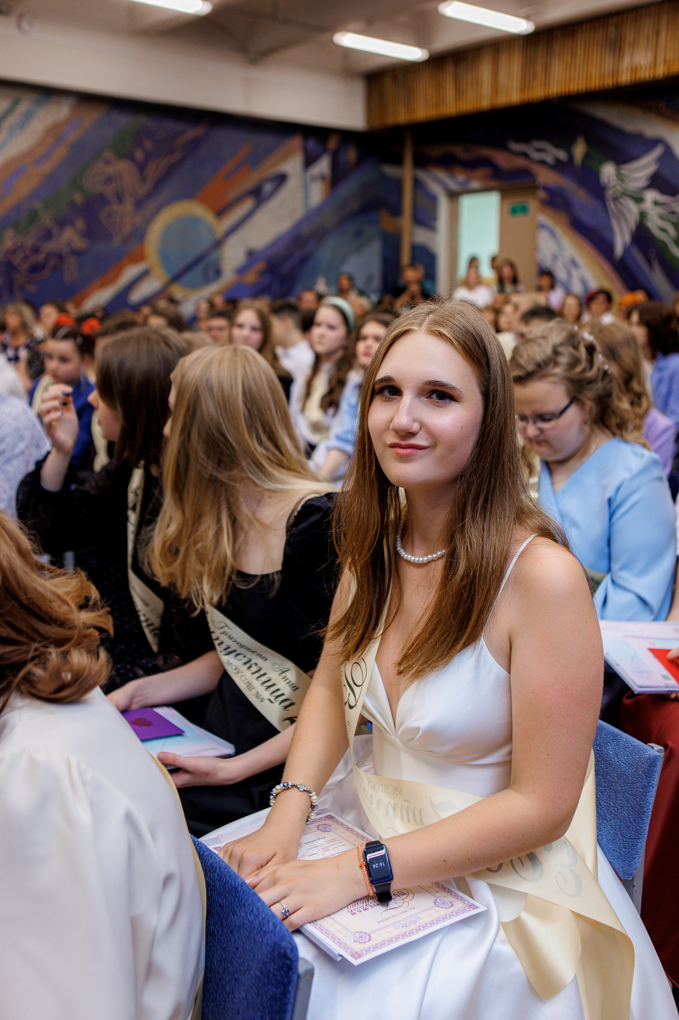 Выпускной в гимназии. Фотограф Москва и Московская область