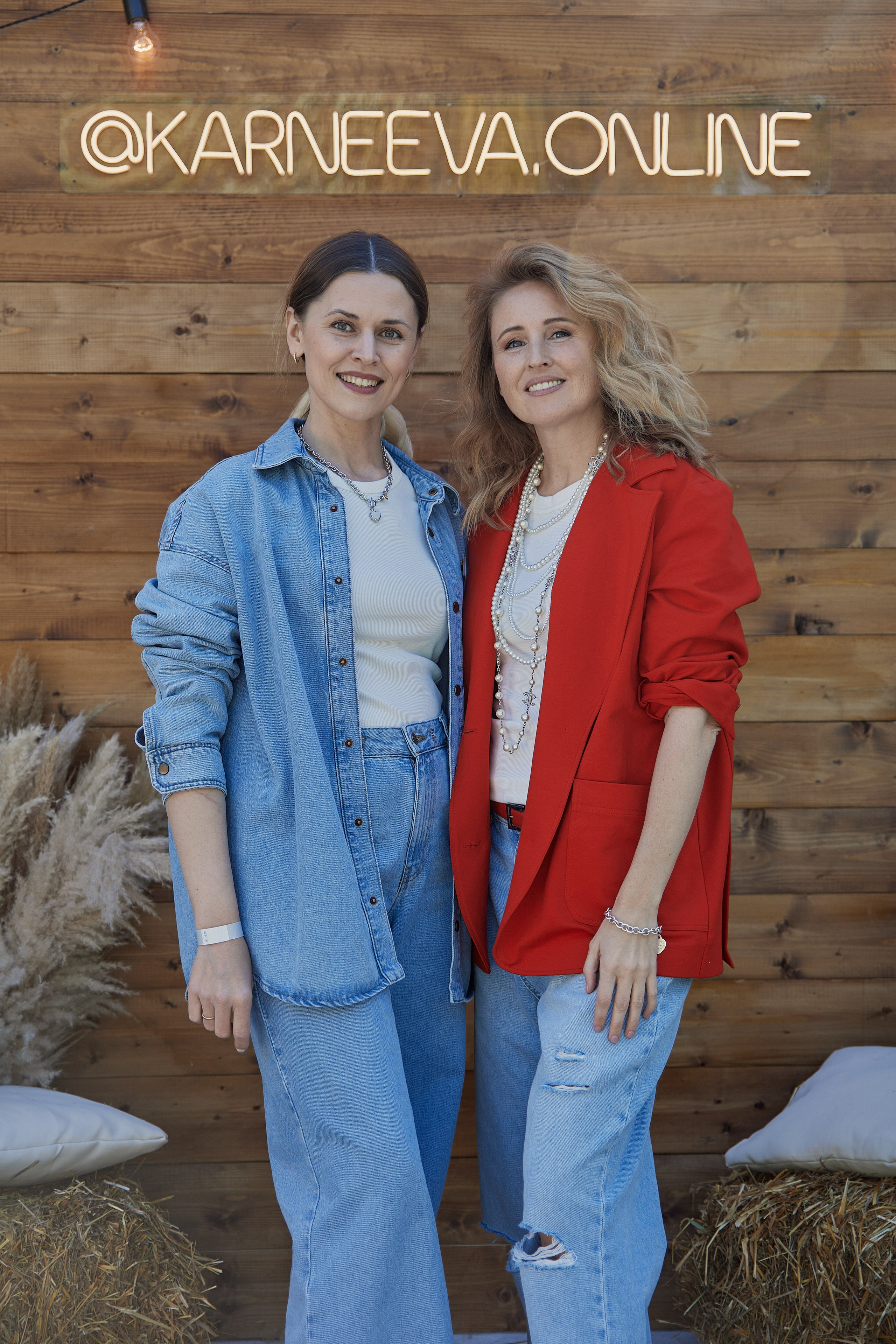 Выпускной Karneeva.online 2024. Репортажный и семейный фотограф Ухова Наталья в Москве