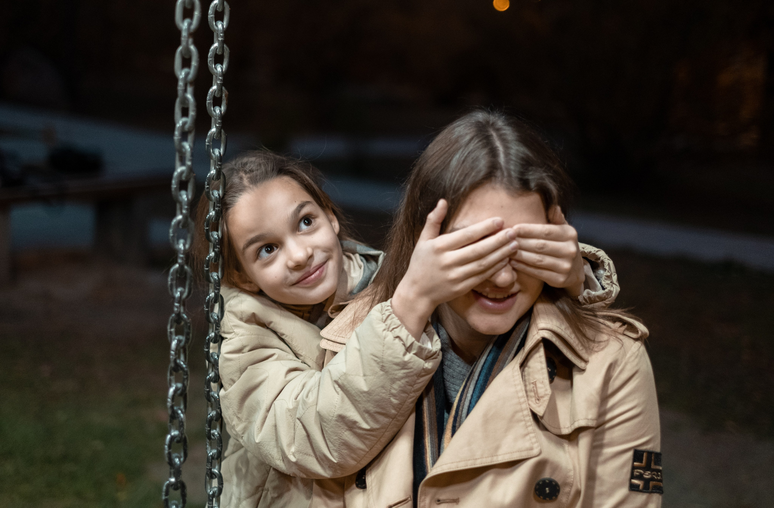 Арина и Алёна. Портретный фотограф в Чите Анна Камратова. Помогу Вам создать историю, в которой Вы — главный герой!