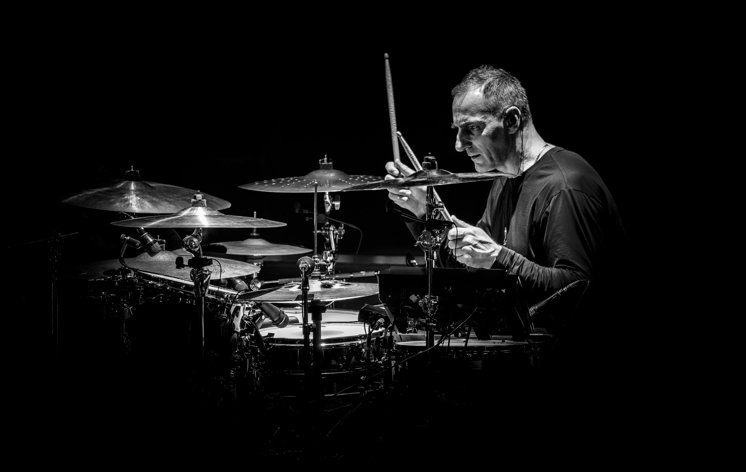 ROCK MUSIC. NE Cinema — backstage and reportage photography in cinema, music, Automotive and sport