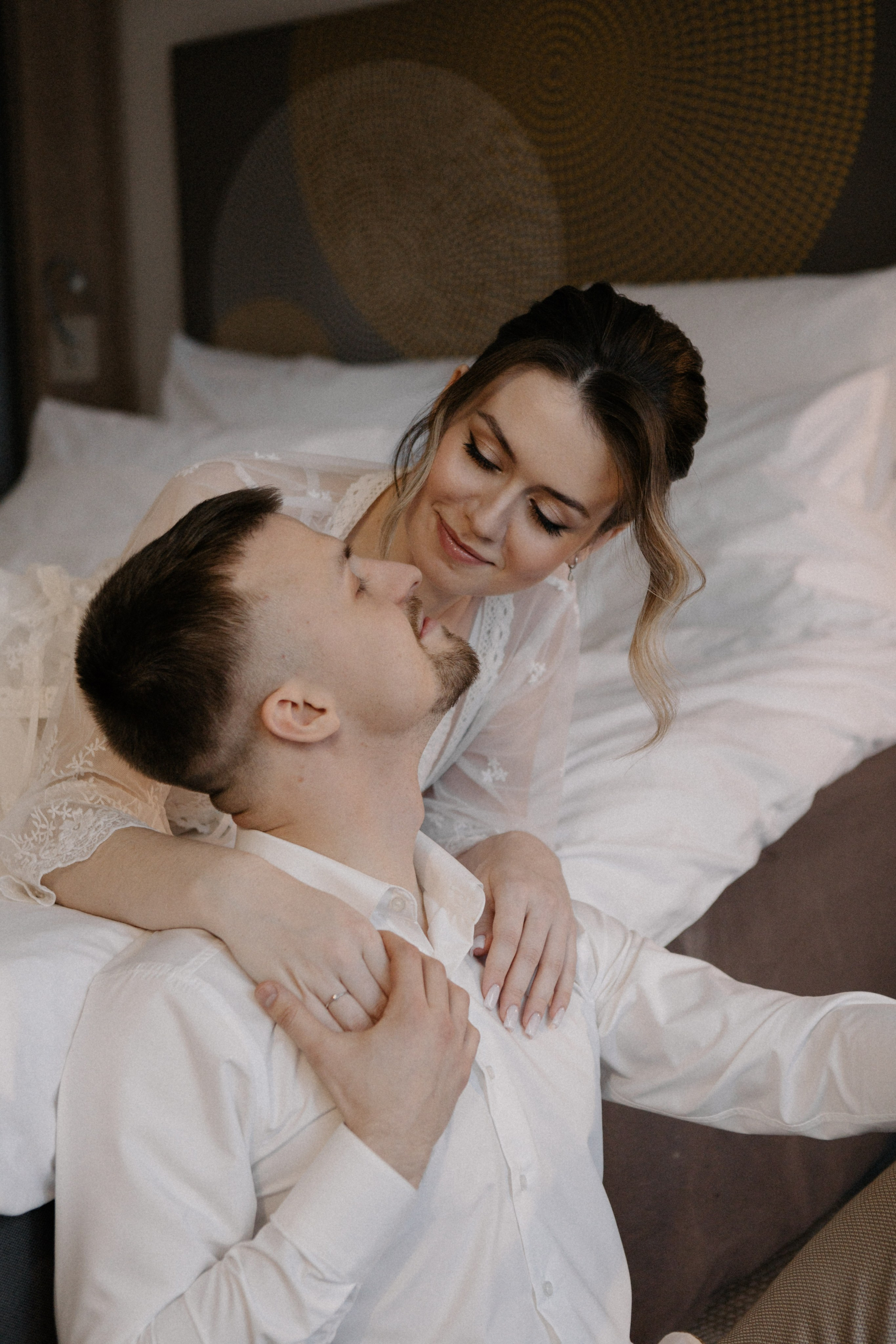 Ксюша и Илья. Утро в отеле роспись в Birds. Свадебный и портретный фотограф в Москве Анастасия Масюк