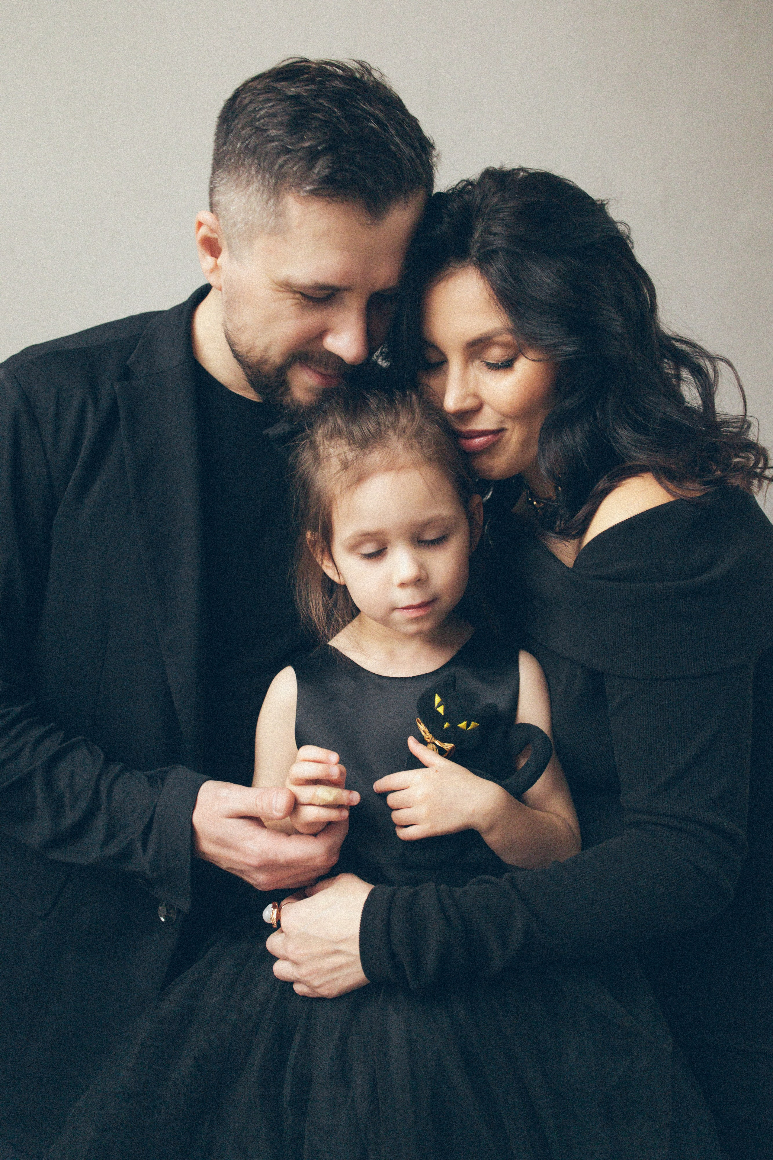 В черном. Детский семейный фотограф в Москве Светлана Микадзе