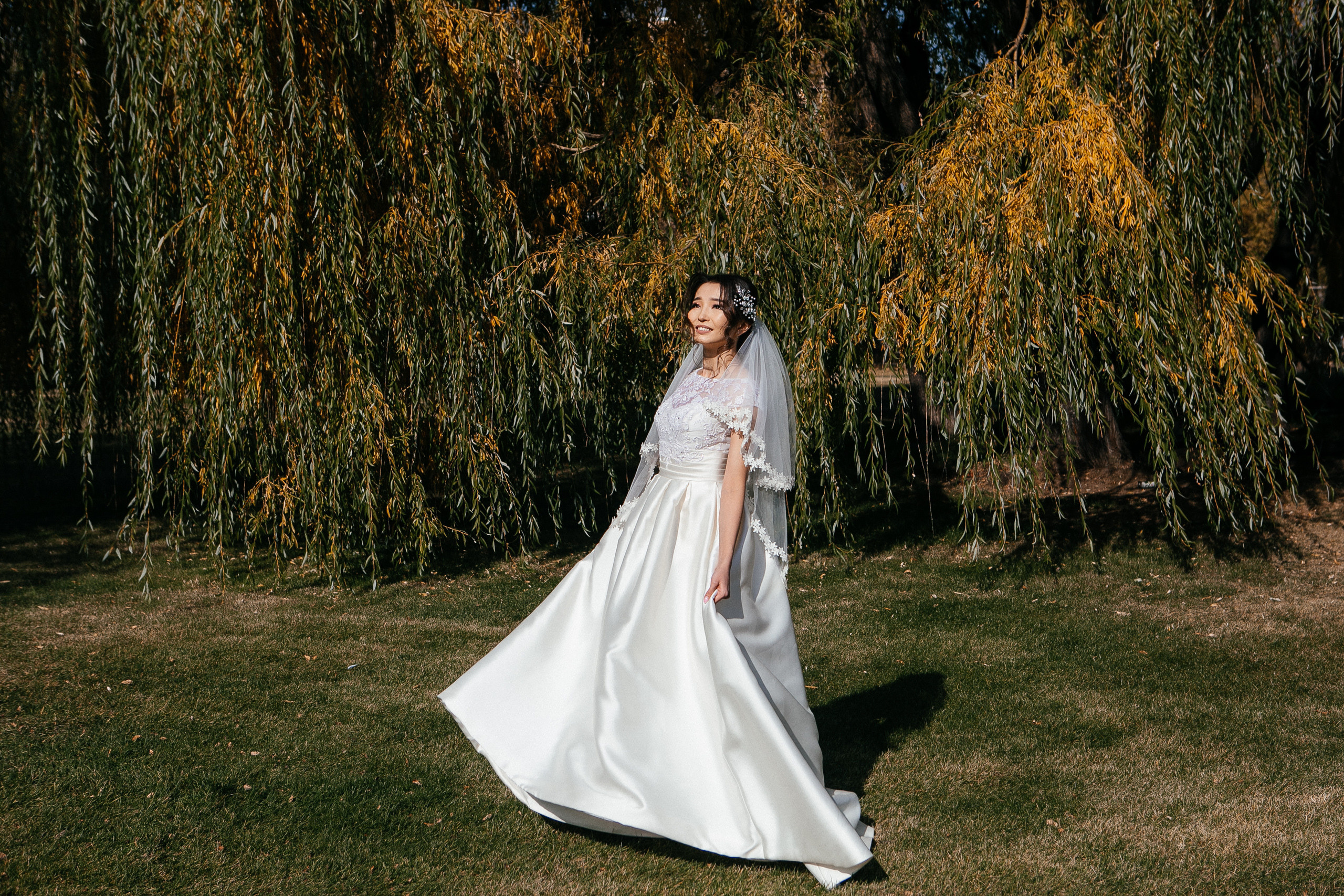 Свадебная осенняя фотосессия в гольф клубе «АРИАЛ» Алматы. Свадебный и семейный фотограф Алматы Владимир Акуленко