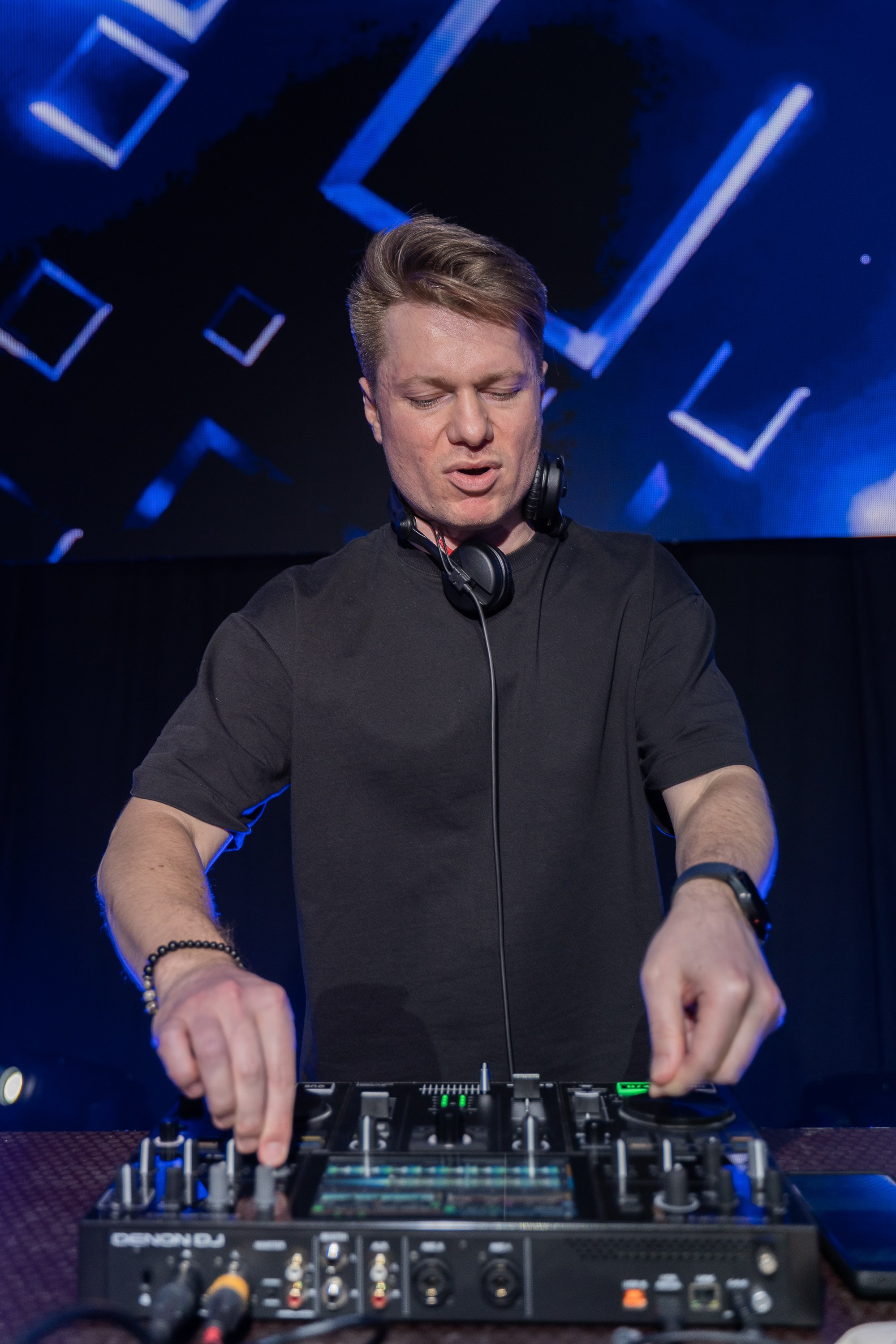 ME Conf — Мероприятие М-Видео