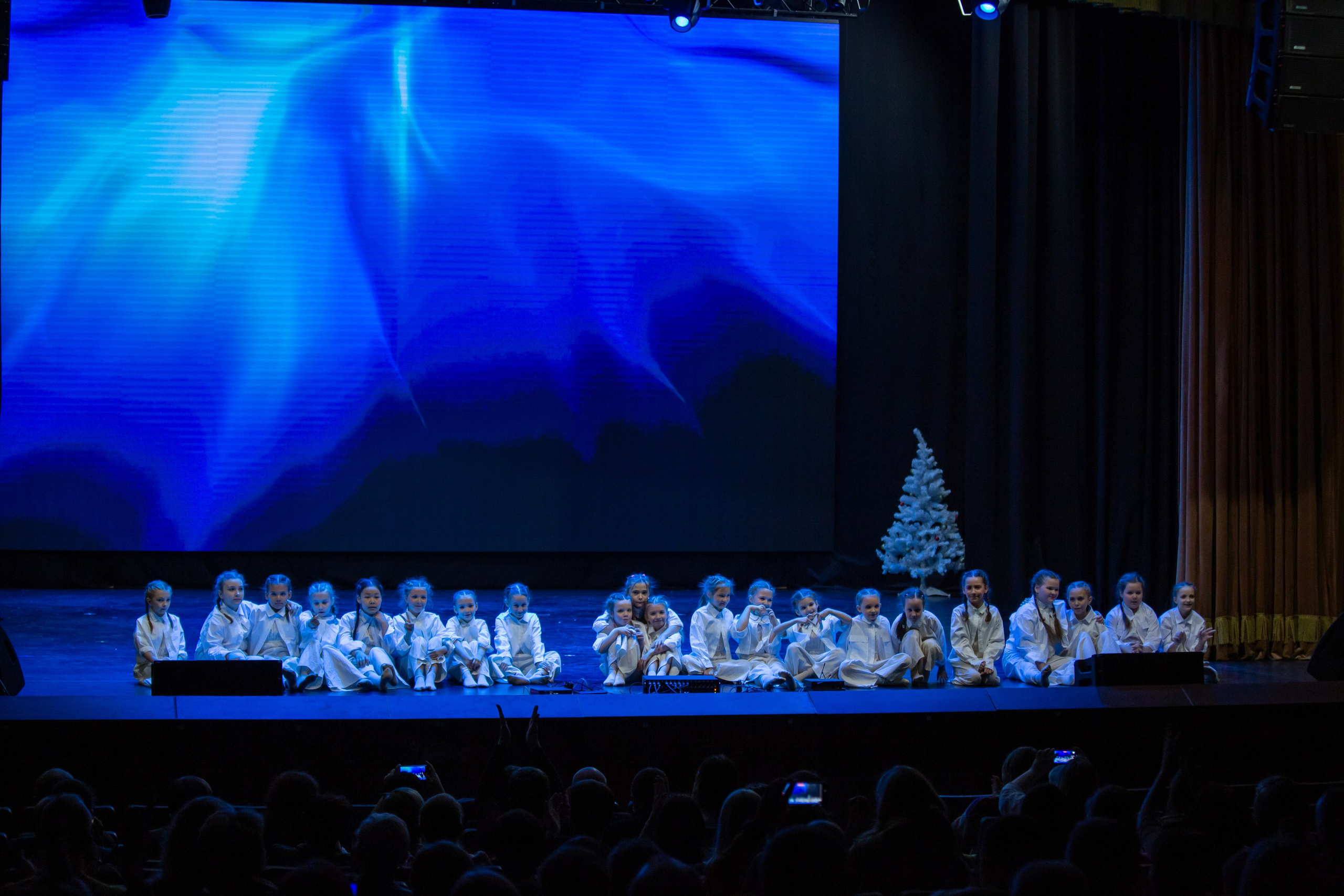 Концерт детской танцевальной школы. Репортажный, семейный, свадебный, портретный фотограф