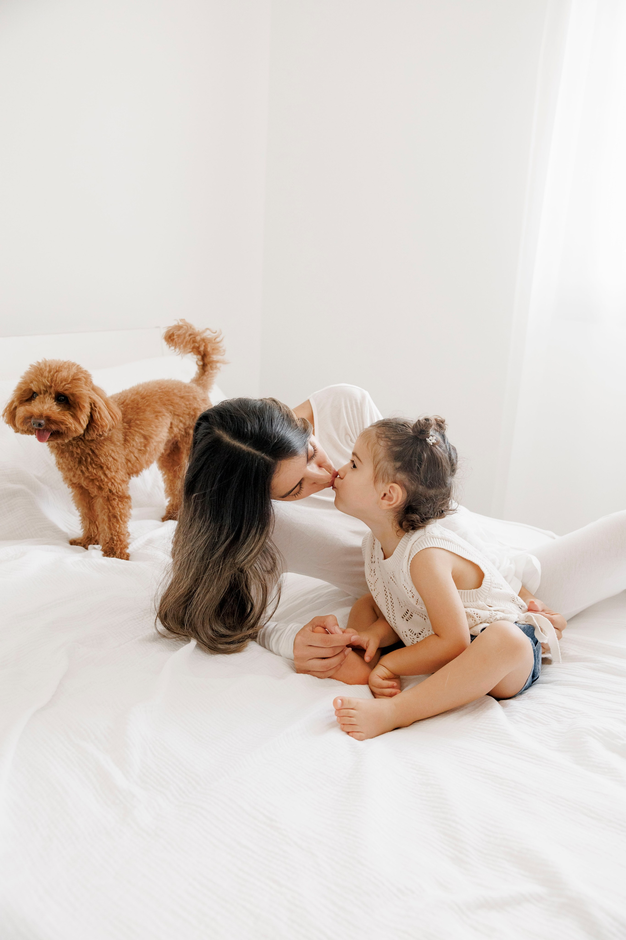 Family photoshoot at home. Главная