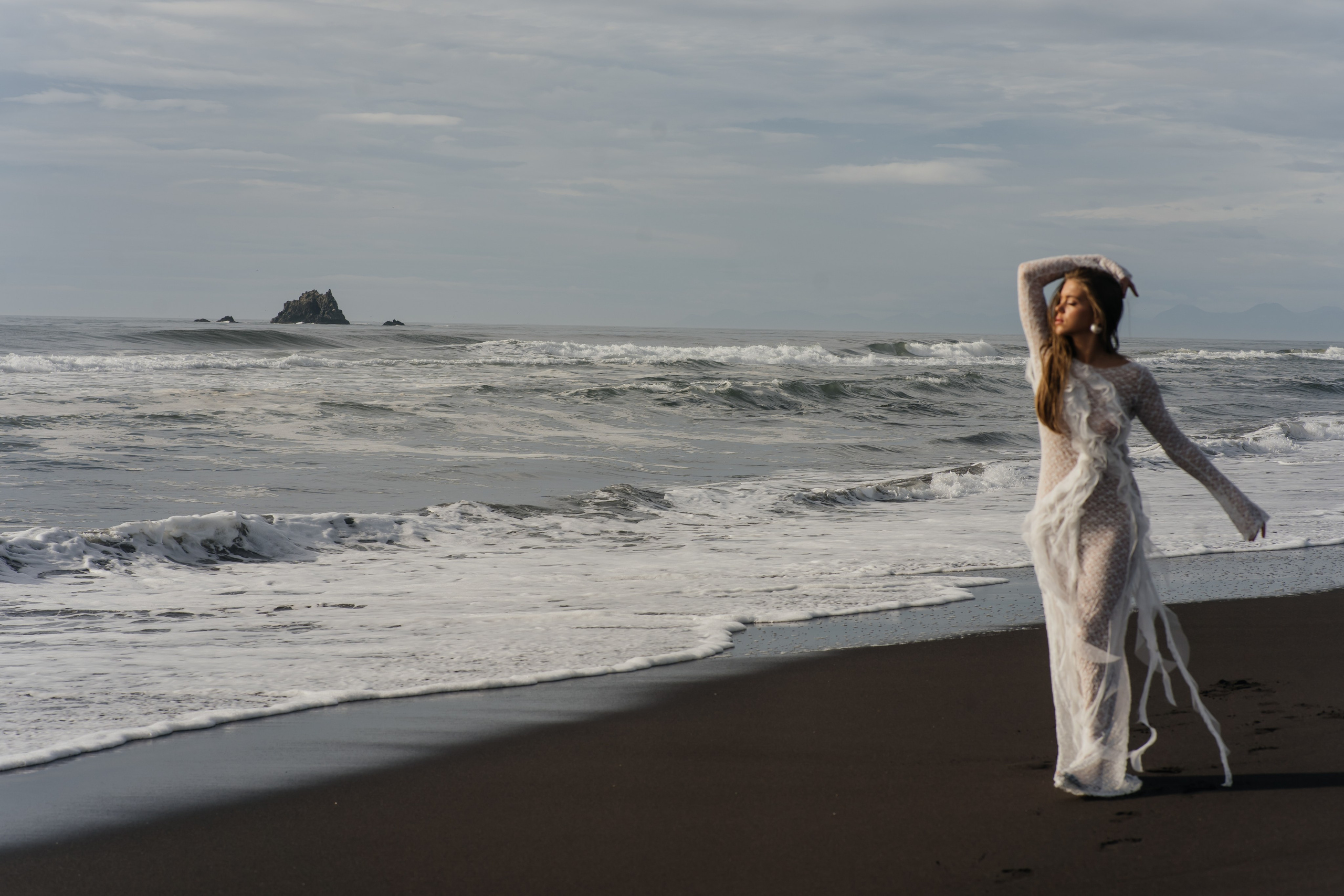 Камчатка (Халактырский пляж). Свадебный фотограф Наталья Помазкина | Репортаж Екатеринбург Москва