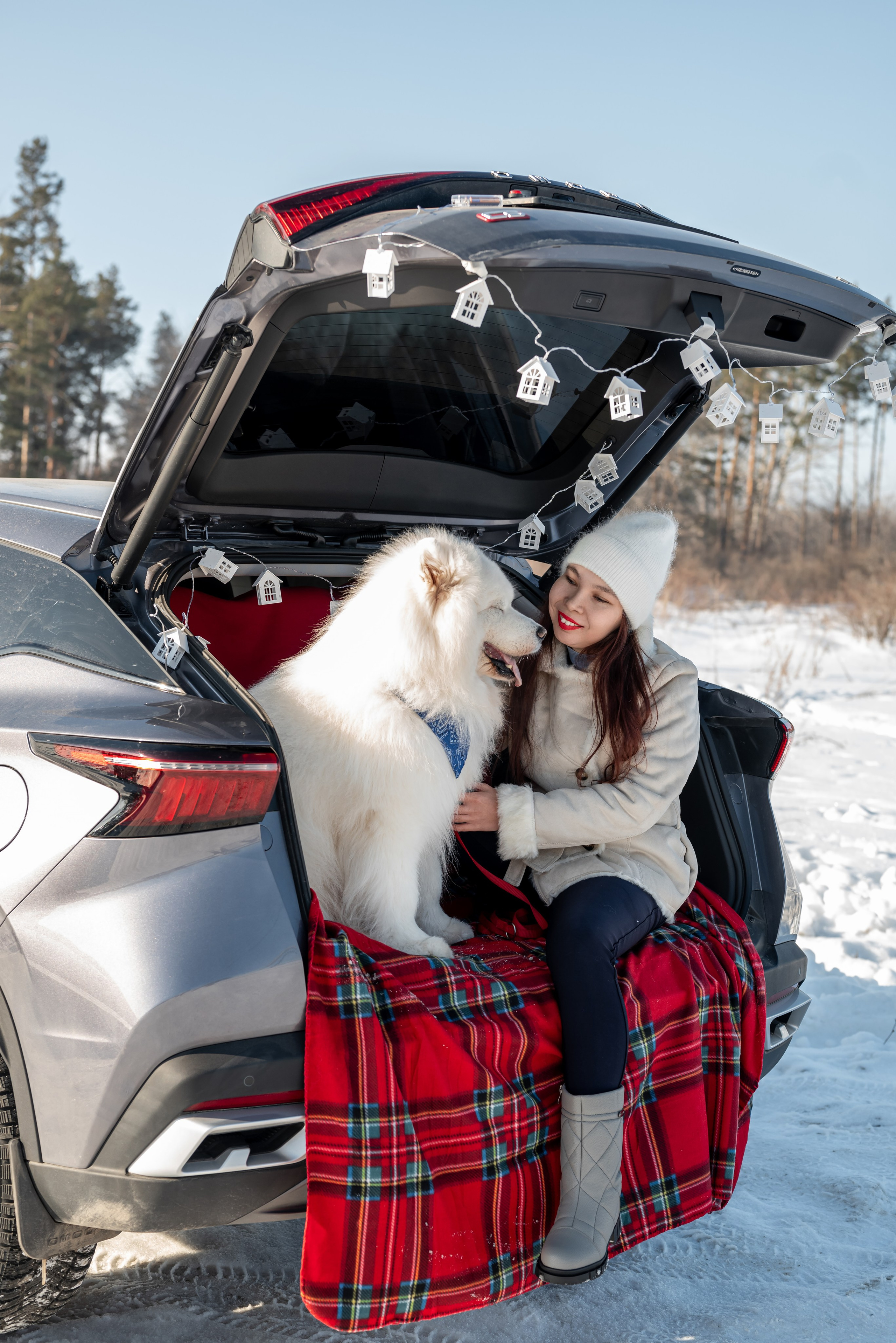 Фотопроект с Платоном и машиной на улице. Фотограф в городе Салават