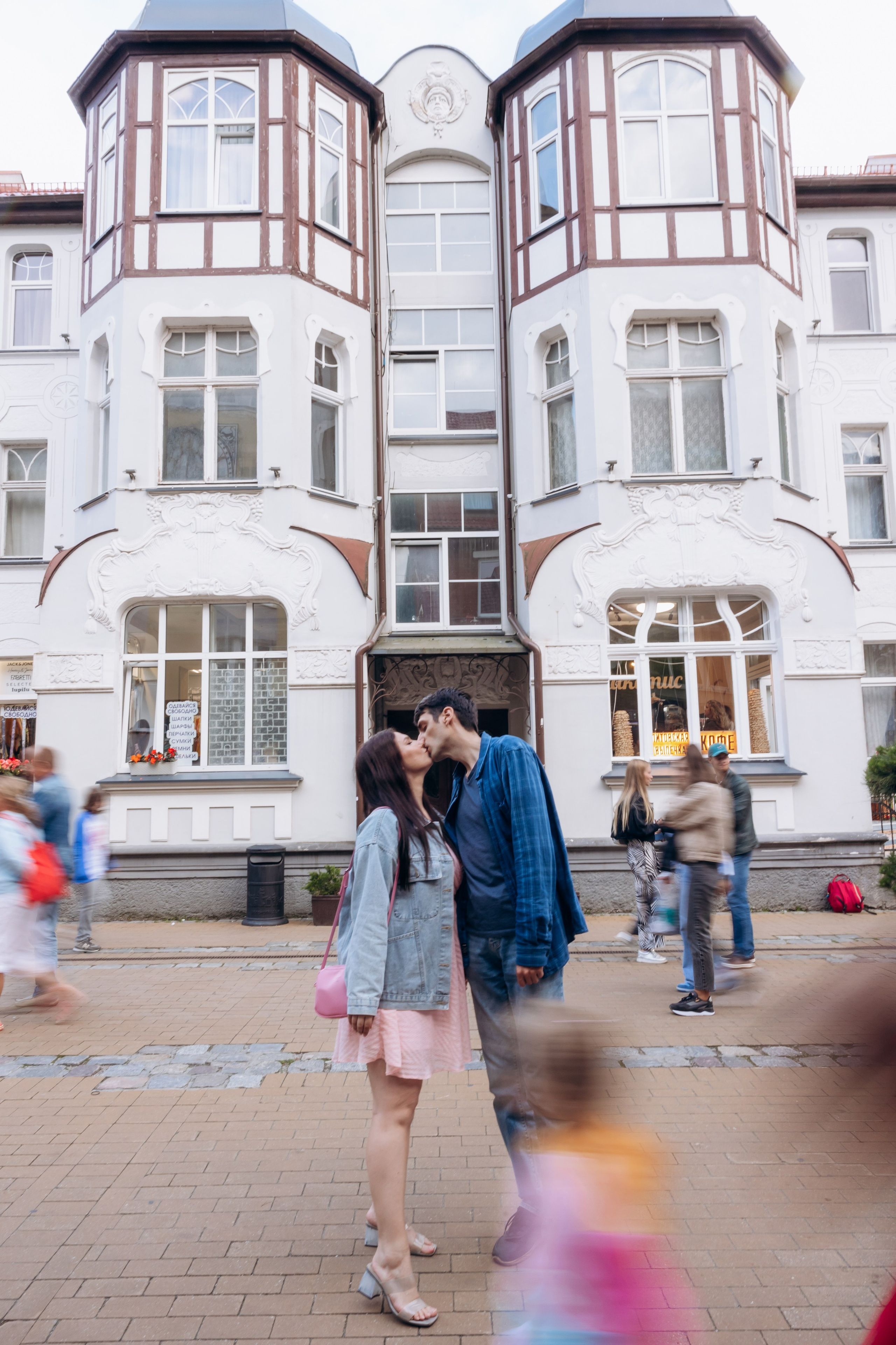 Городская прогулка Зеленоградск. Фотограф в Калининграде свадебная фотография, репортажная, фотосессии
