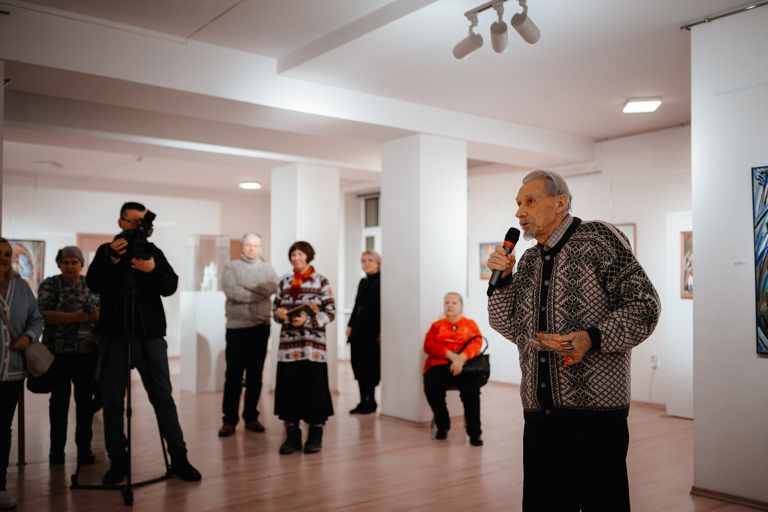 18.02.2026 | Галерея современного искусства «Красный Мост». Русское всё. Фотограф Роман Рудаков