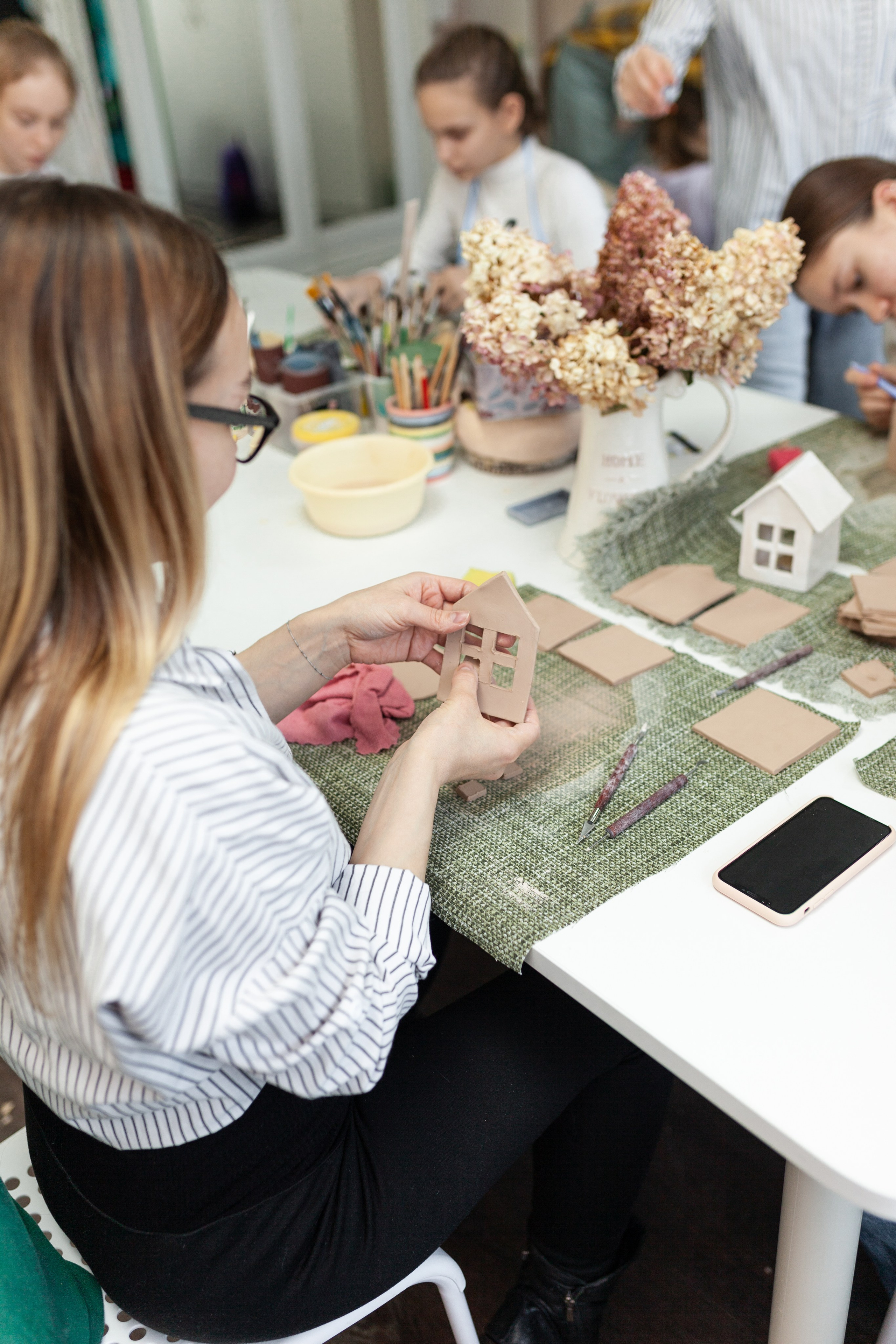 Гончарная мастерская «Живая глина». Семейный и женский фотограф, стильный репортаж в г. Новосибирск