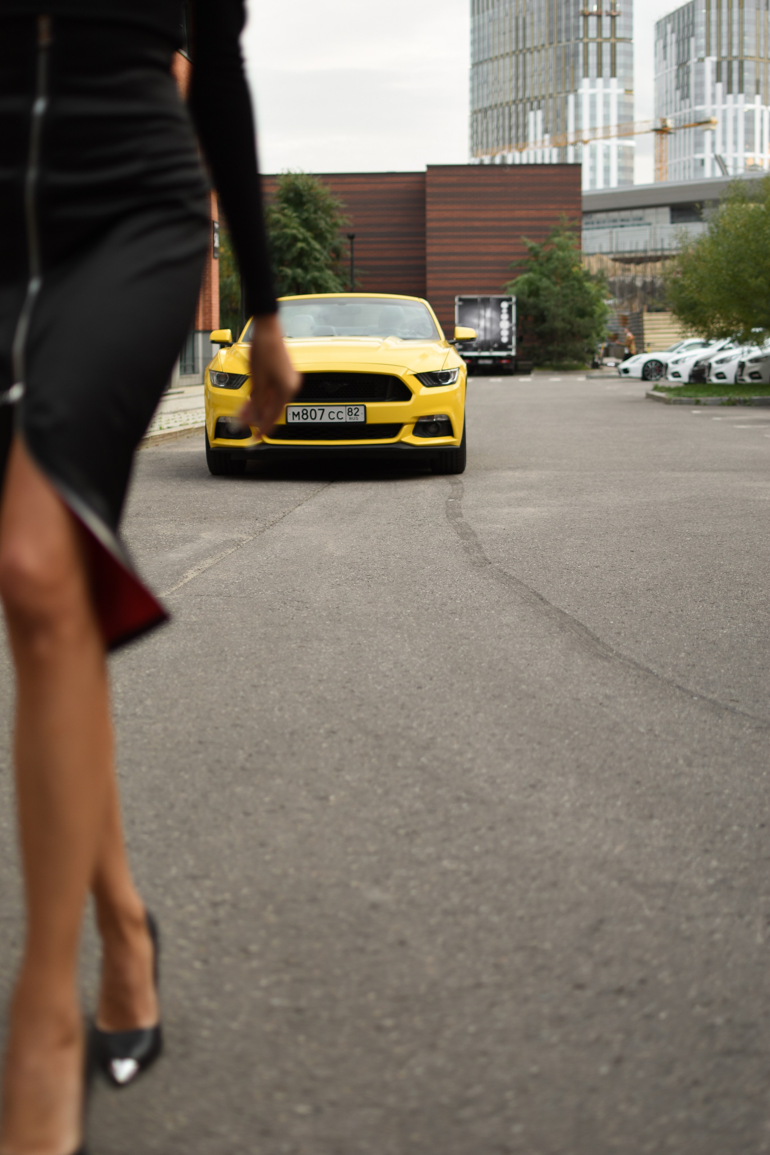 Арма Парк и жёлтый Mustang. Фотограф Лобанов Антон, г. Москва