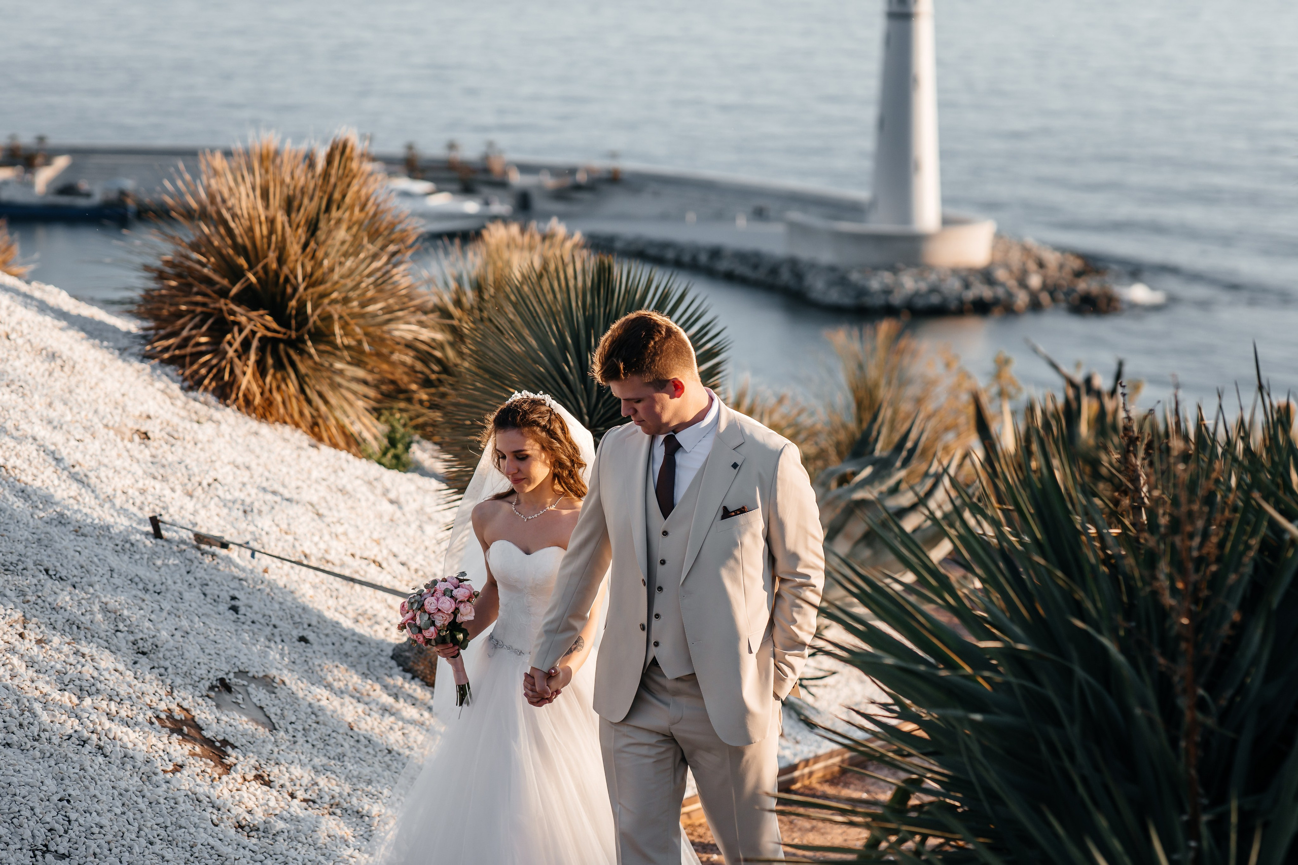 Сакура в Японском саду. Анонс свадьбы для Никиты и Марины. Свадебный фотограф в Крыму и Севастополе Ольга Баскакова