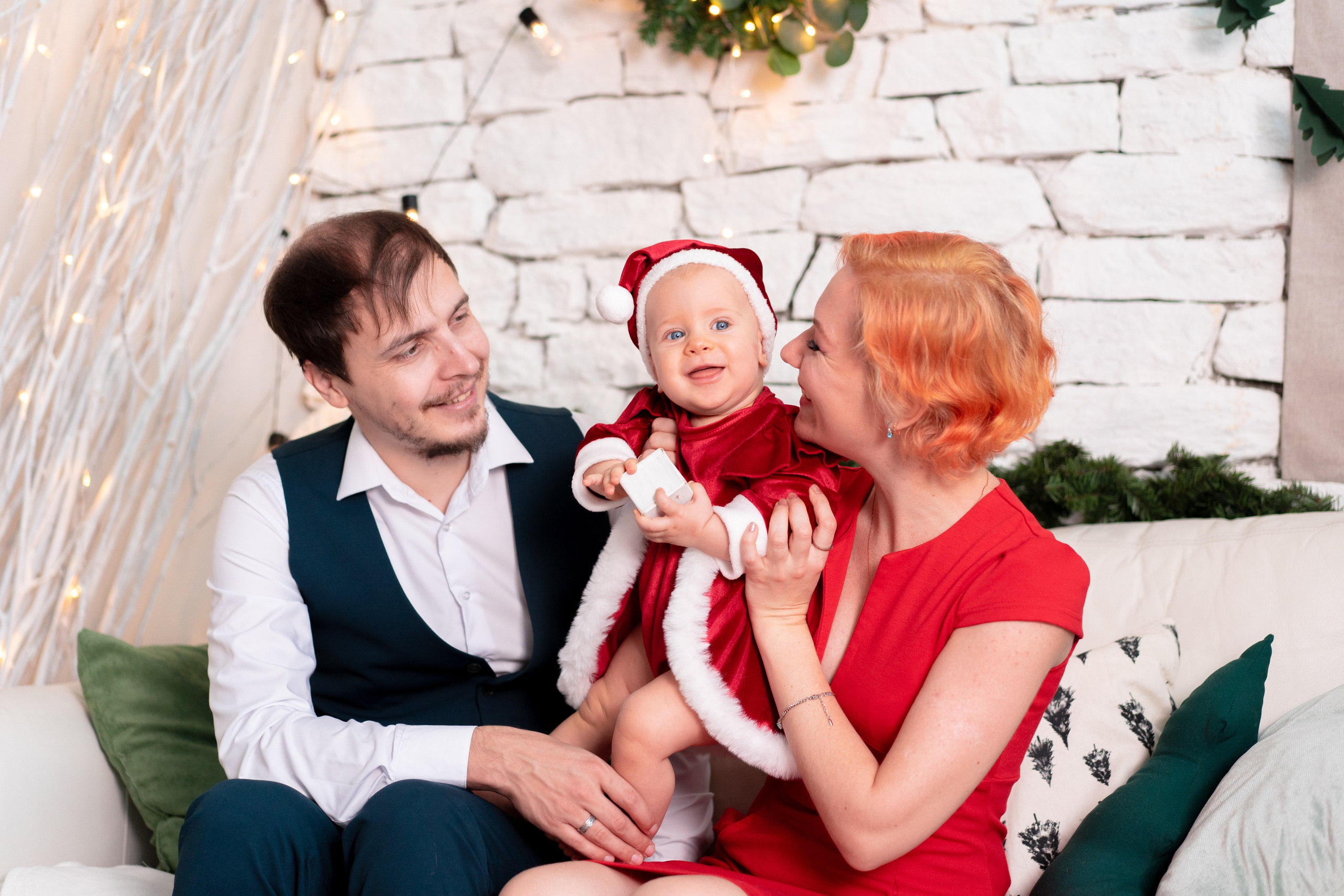 Новогодняя семейная фотосессия. Детская, семейная фотостудия в Санкт-Петербурге