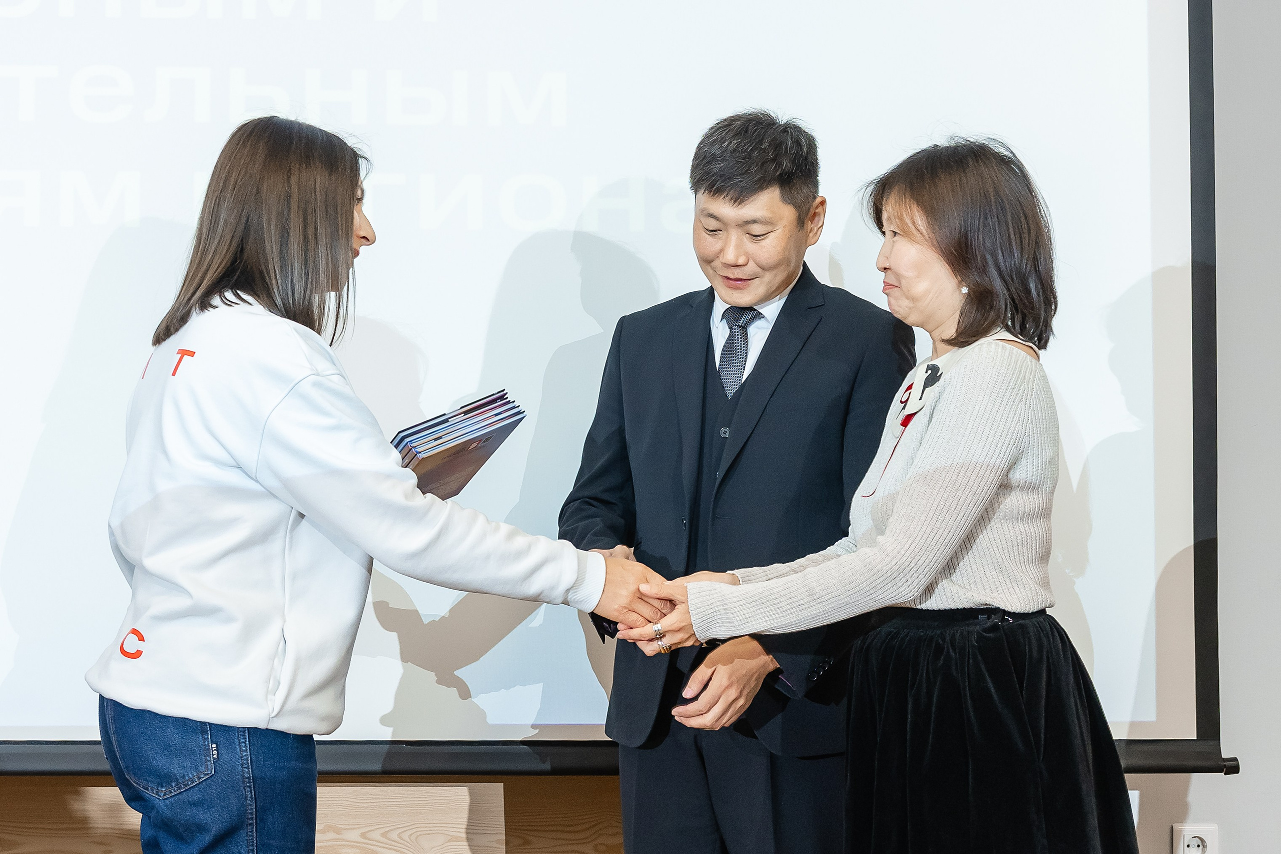 МТС. Презентация. Фотограф и видеограф в Улан-Удэ: Аюна Габагуева и Артём Шаханов
