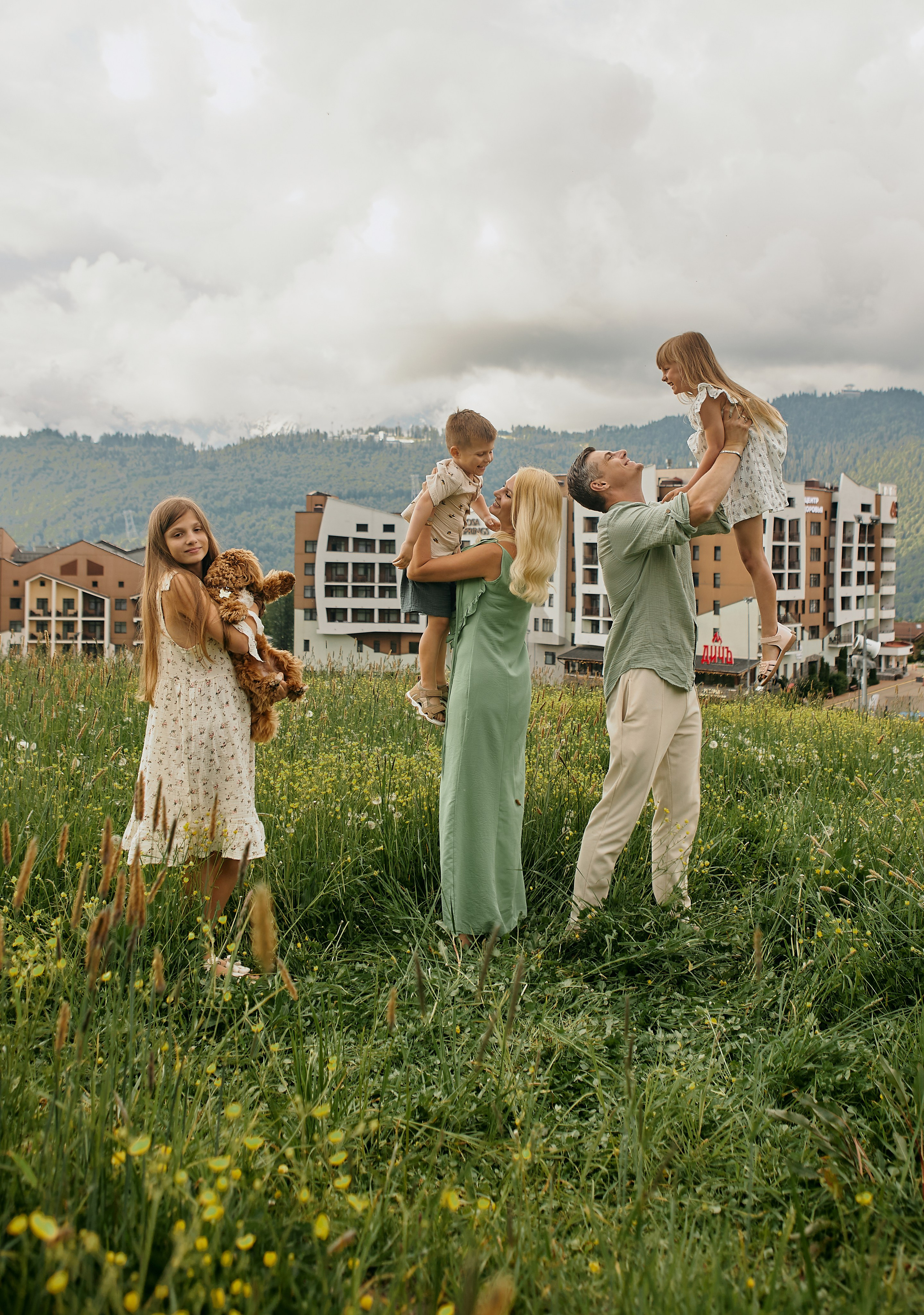 Фотосессия Красная поляна. Свадебный и семейный фотограф в Сочи-Красной поляне Ларионова Анна