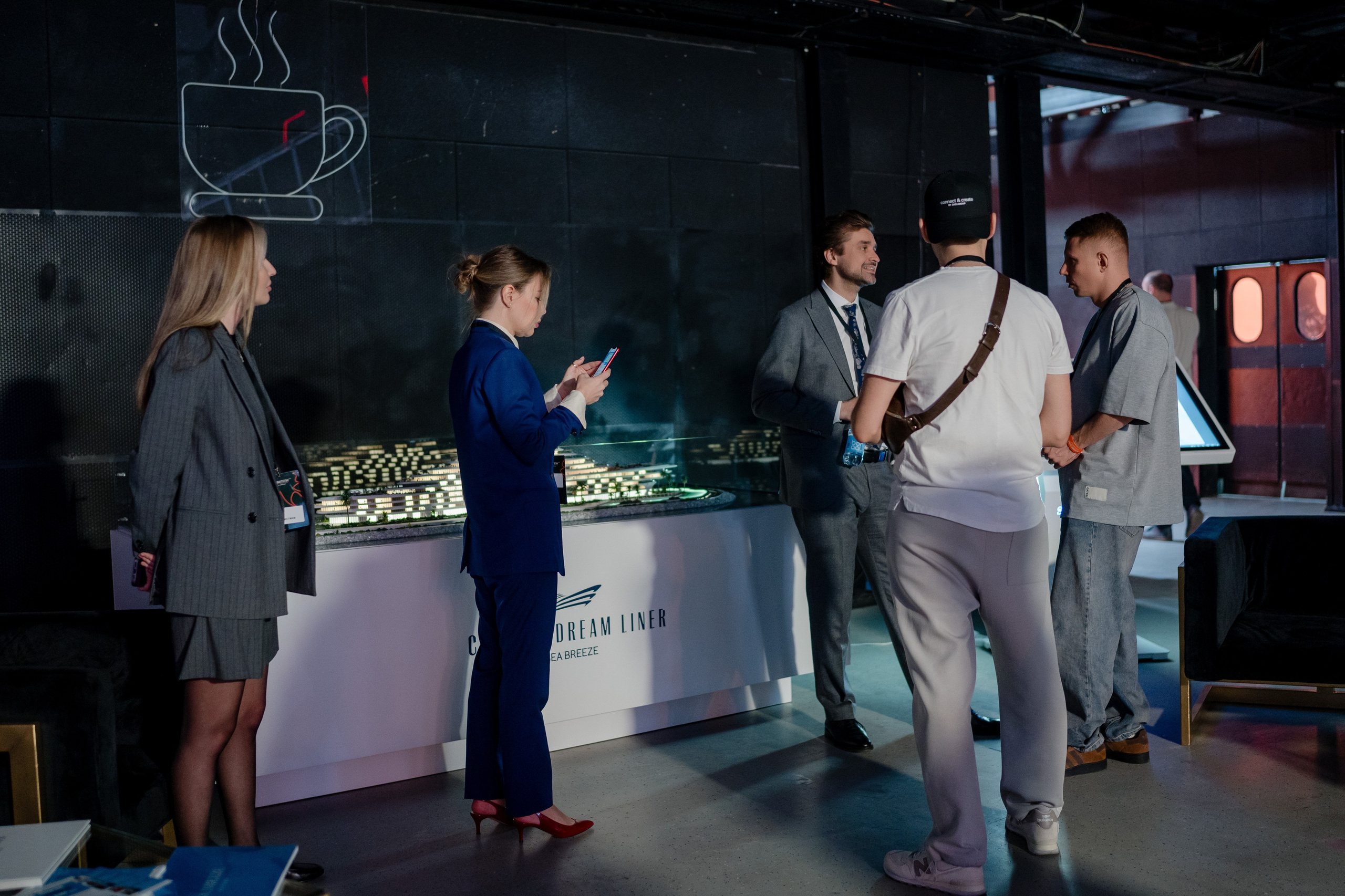 Конференция ОСНОВАТЕЛИ ЛАЙФ в MTS LIVE HALL. Репортажный фотограф в Москве Саша Дружинина