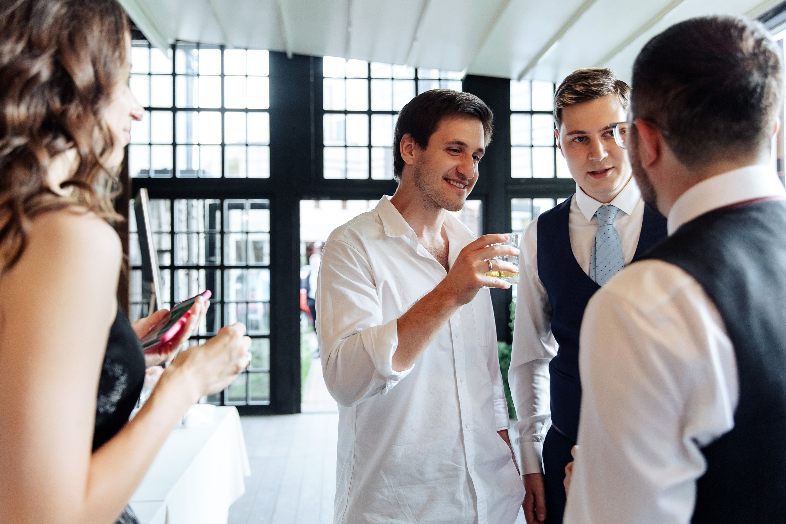 V&M. Свадебный репортажный фотограф в Москве